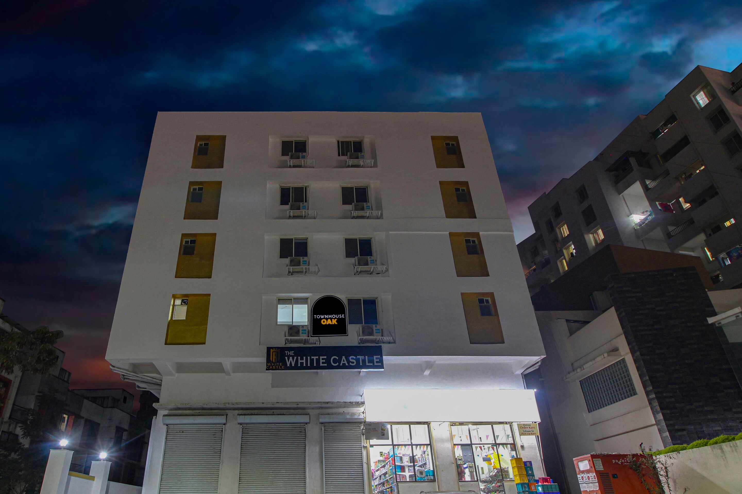 Townhouse OAK The White Castle, Pune 5