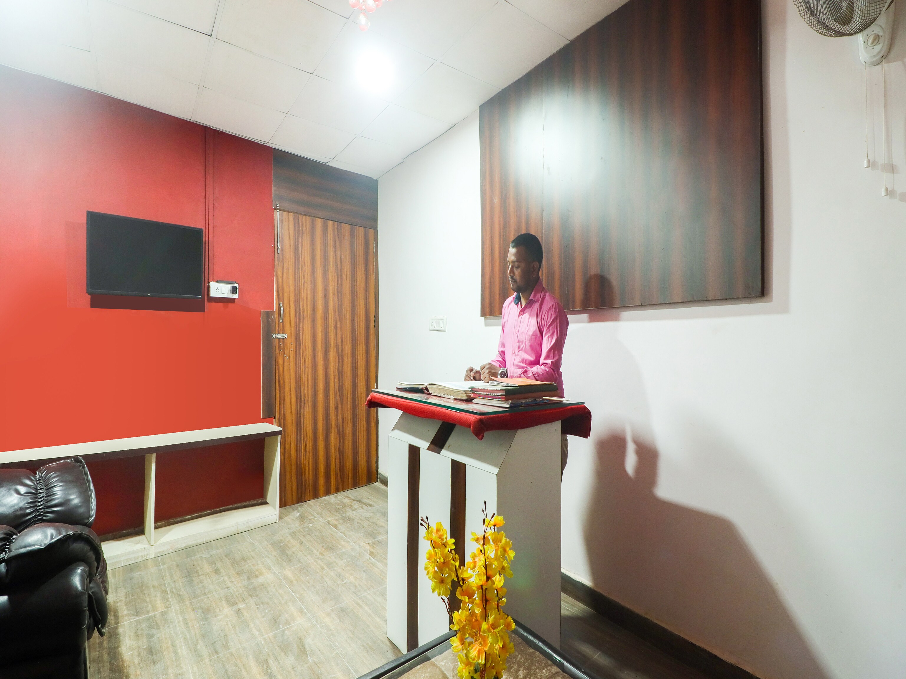 Capital O PAT491 Raj Resort, Patna 2
