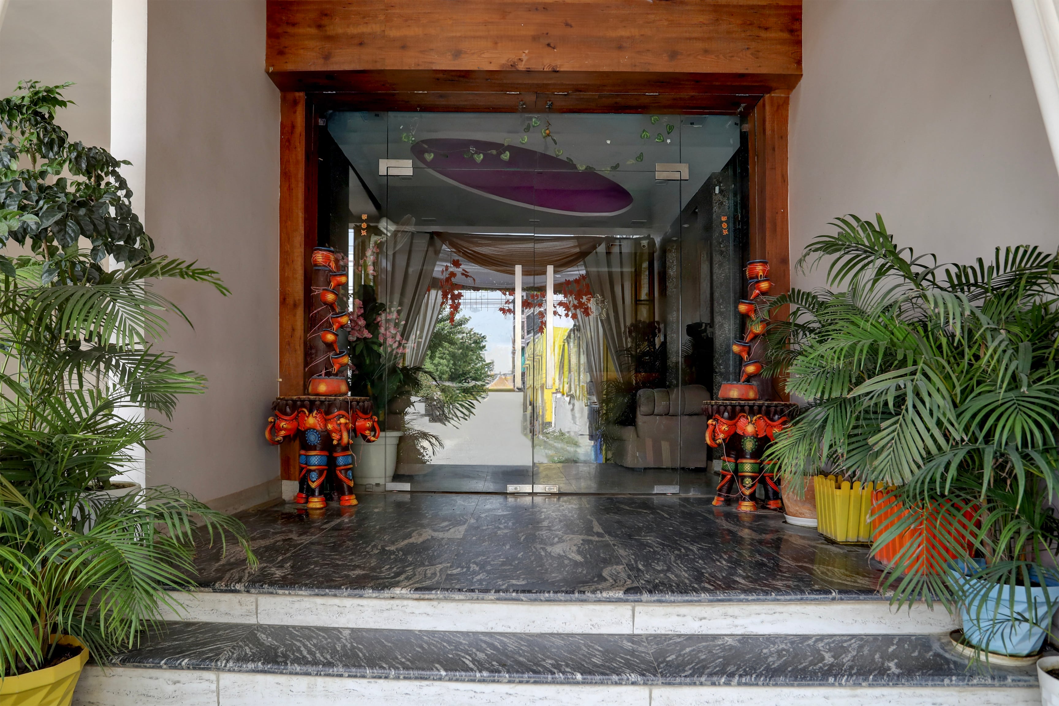 Collection O 76042 Hotel Rk Heights And Banquets