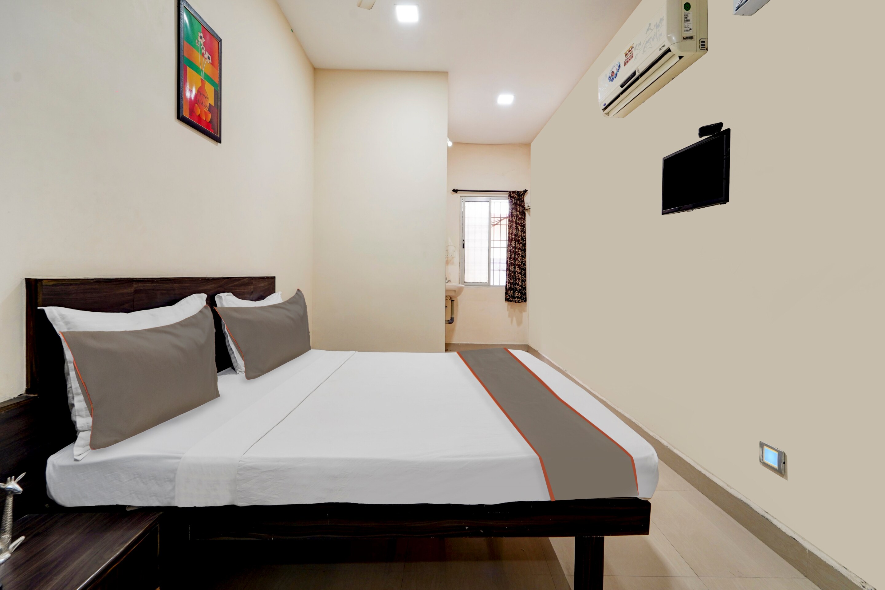 Collection O 82333 G Silver Hotels & Resorts, Chennai 5