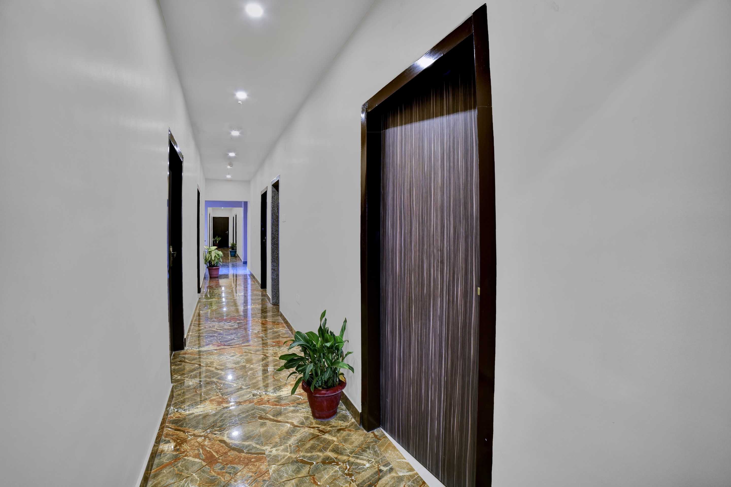 Collection O 83472 pratishtha, Guwahati 4