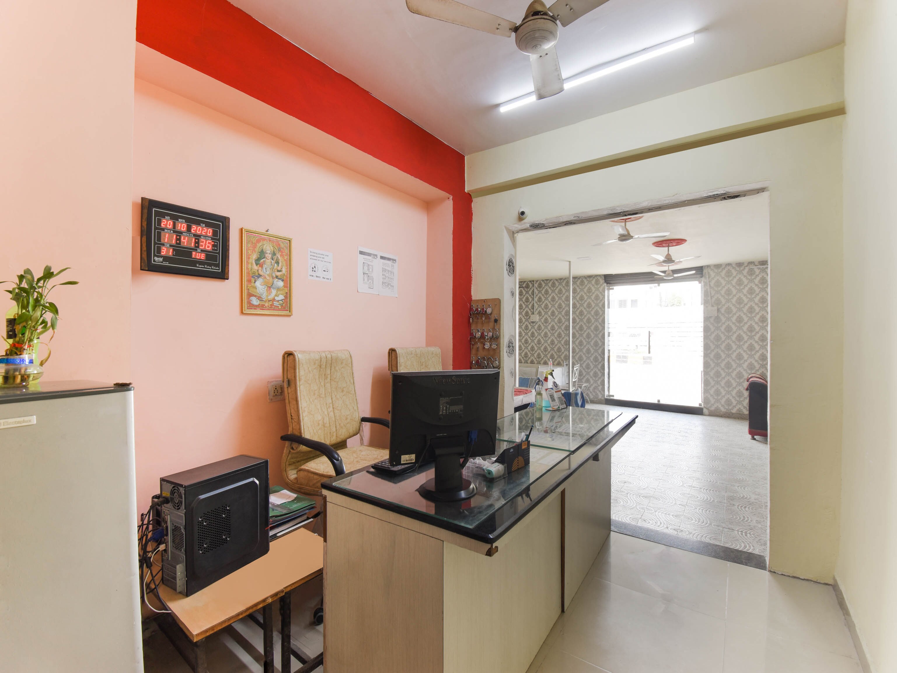 OYO 64041 Hotel Swastik, Nagpur 5