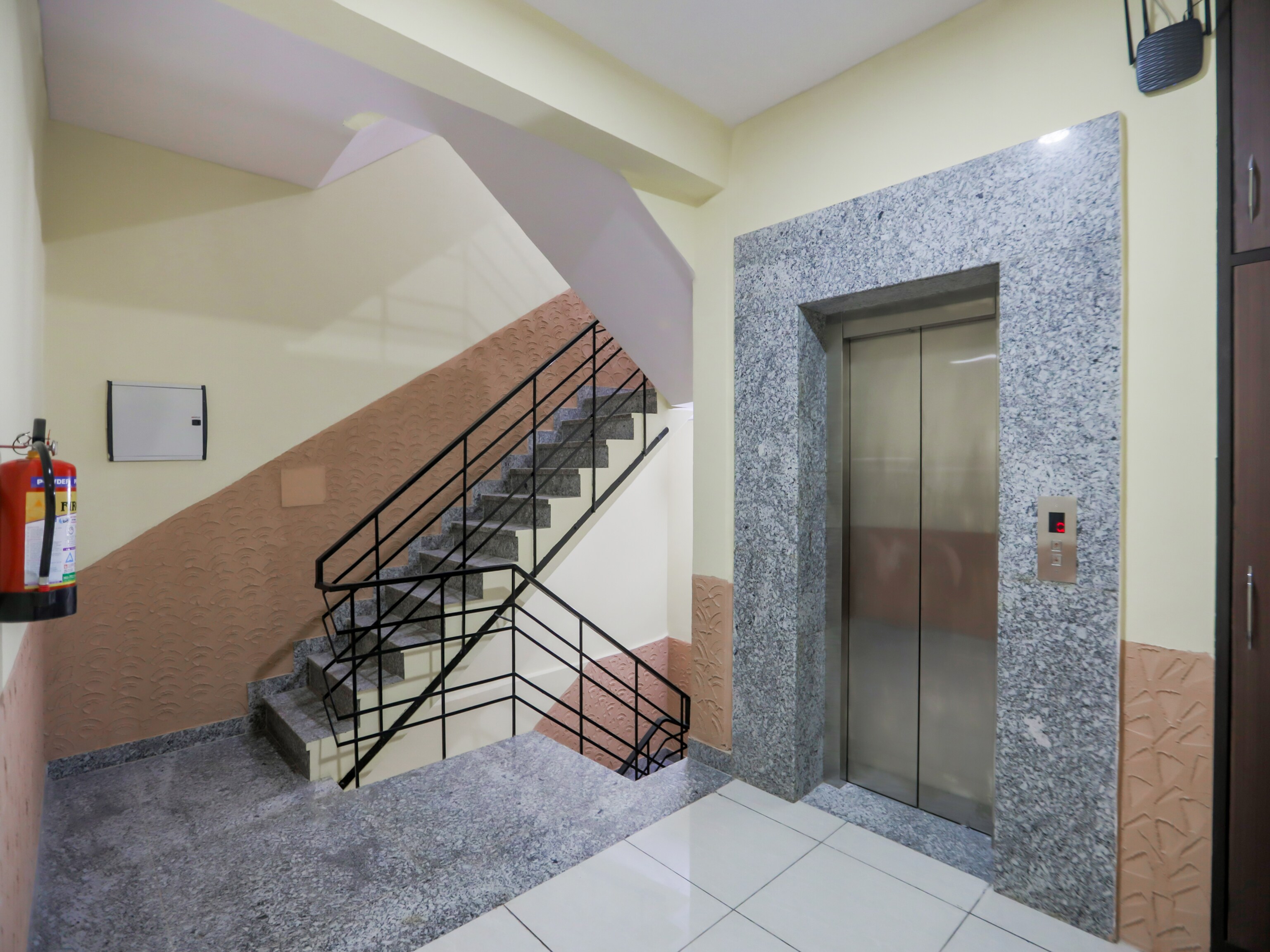 OYO 75172 Sewa Residency, Faridabad 2