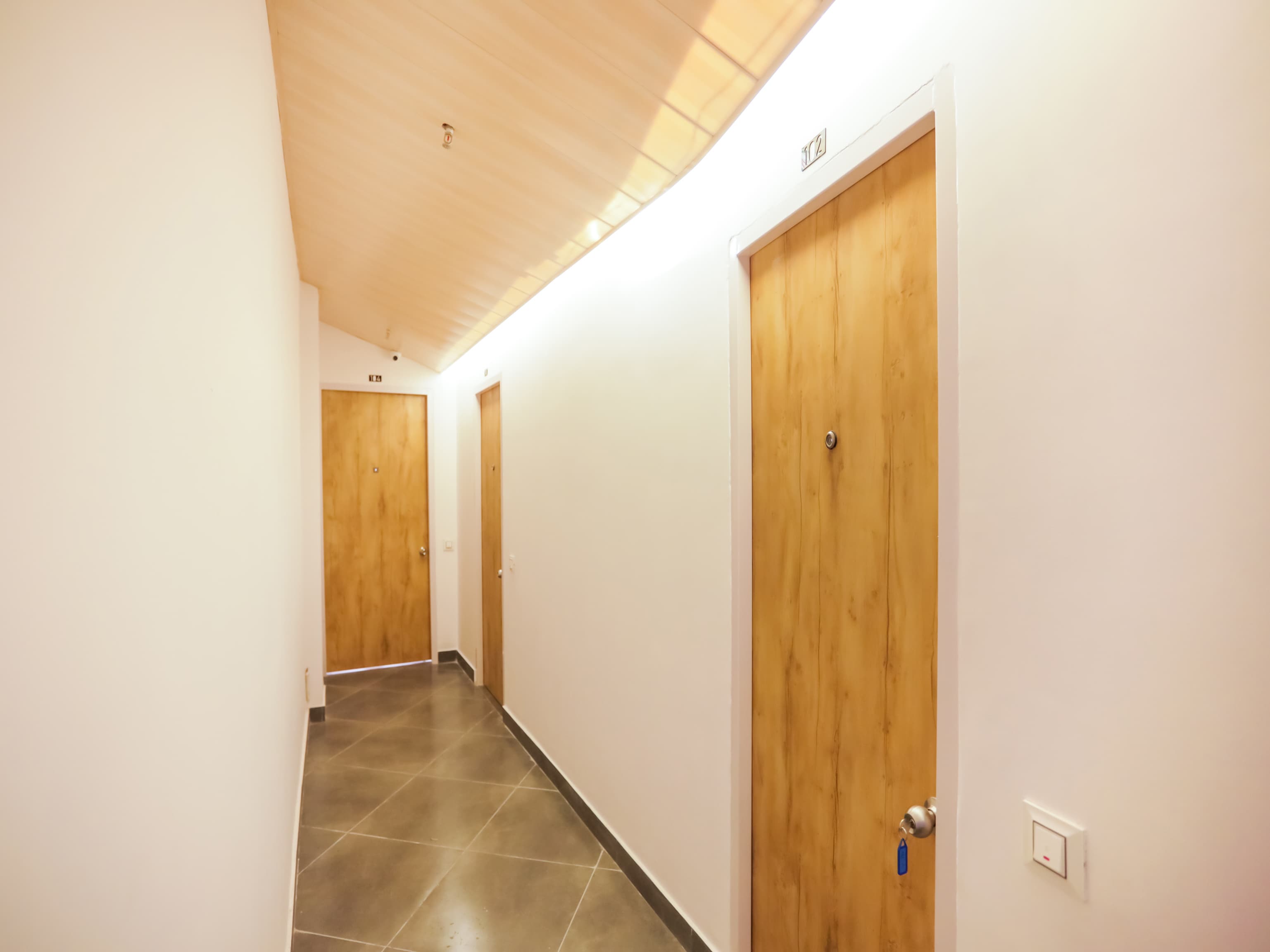 OYO 75317 Hotel Orchid Blu, New Delhi 5