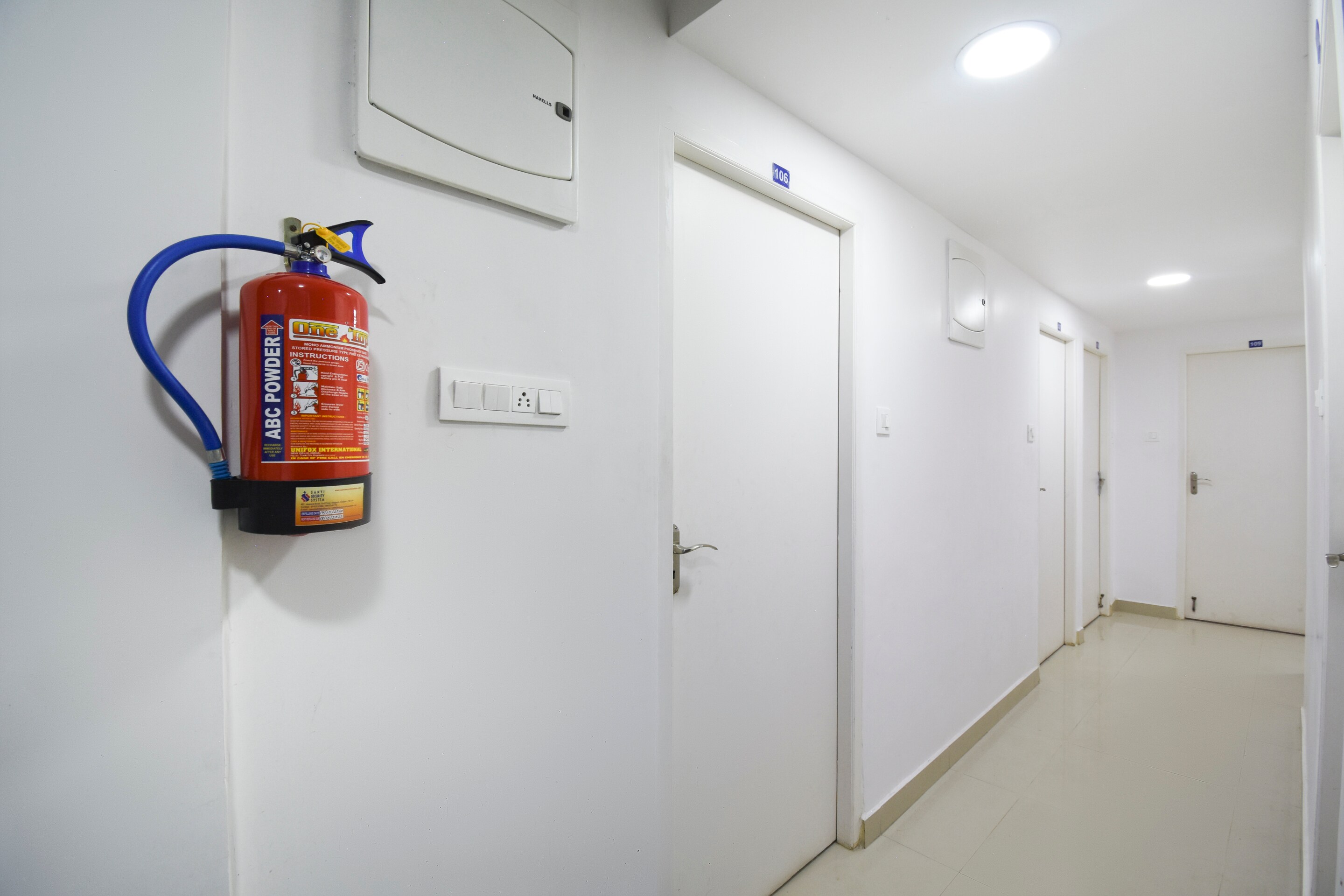 OYO Flagship 76255 Airport Comfort Stay, Kolkata 3