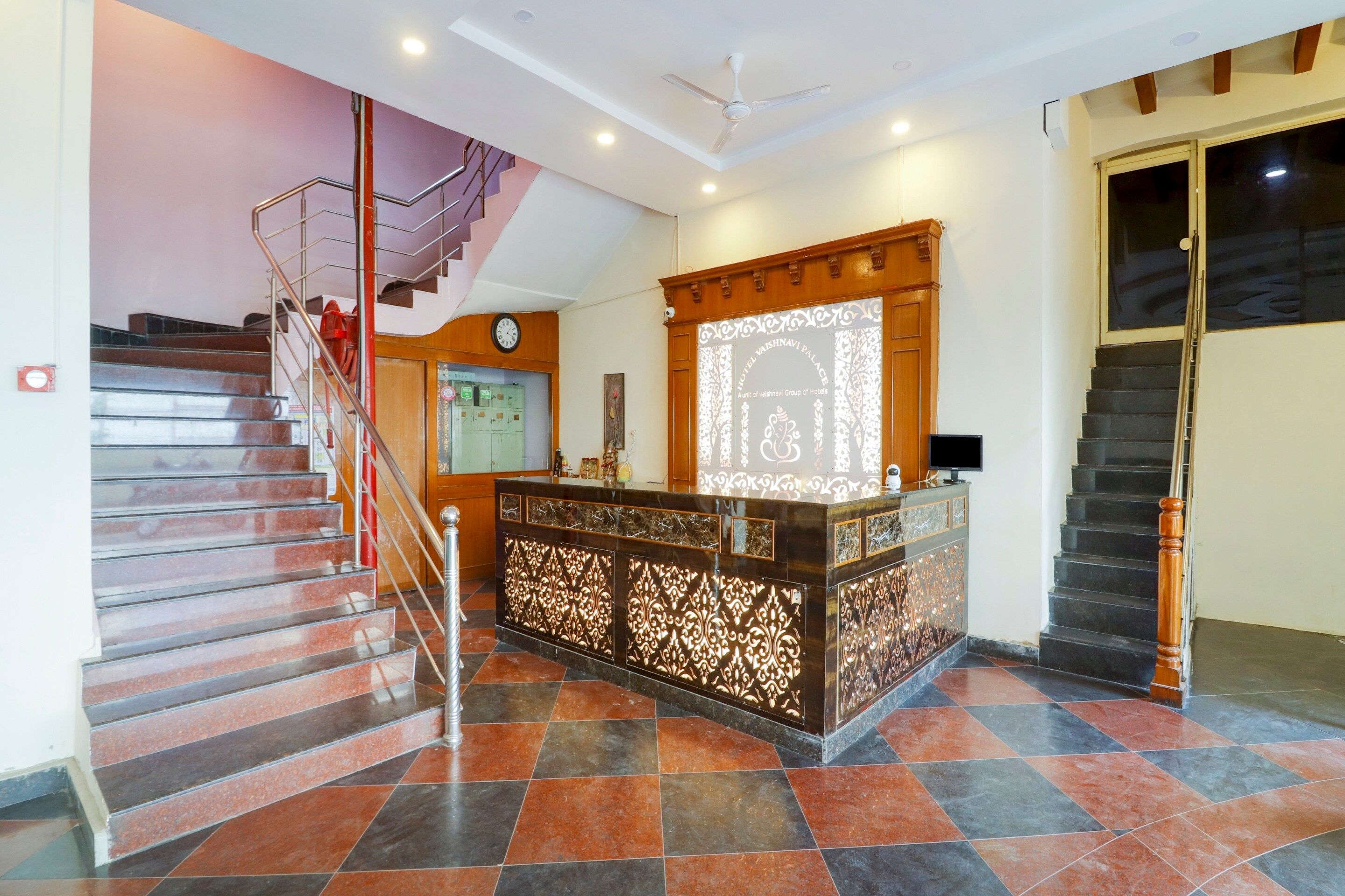 OYO Flagship 77115 Hotel Vaishnavi Palace, Hyderabad 4