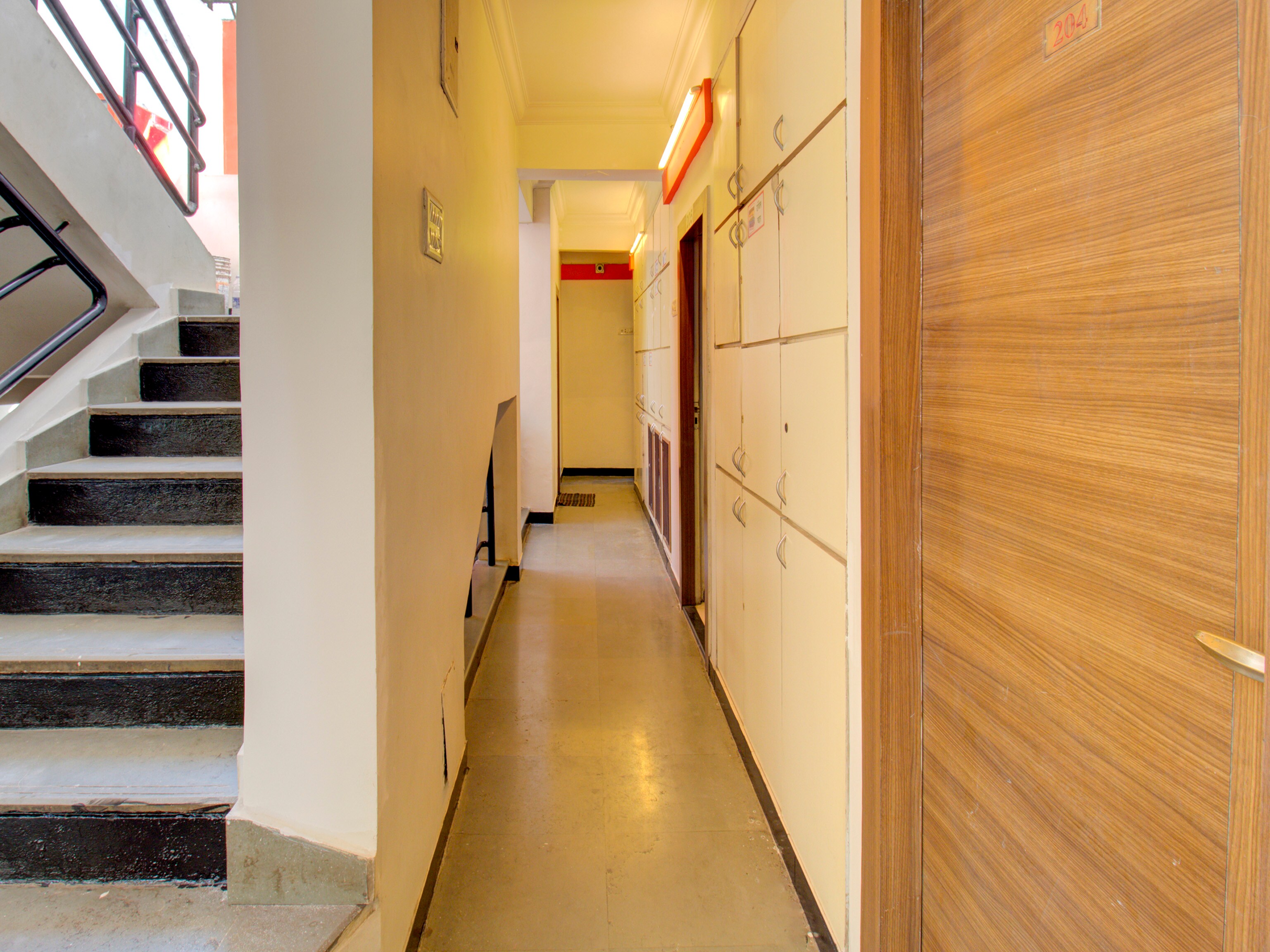OYO 77484 Hotel Saroj, Nashik 2