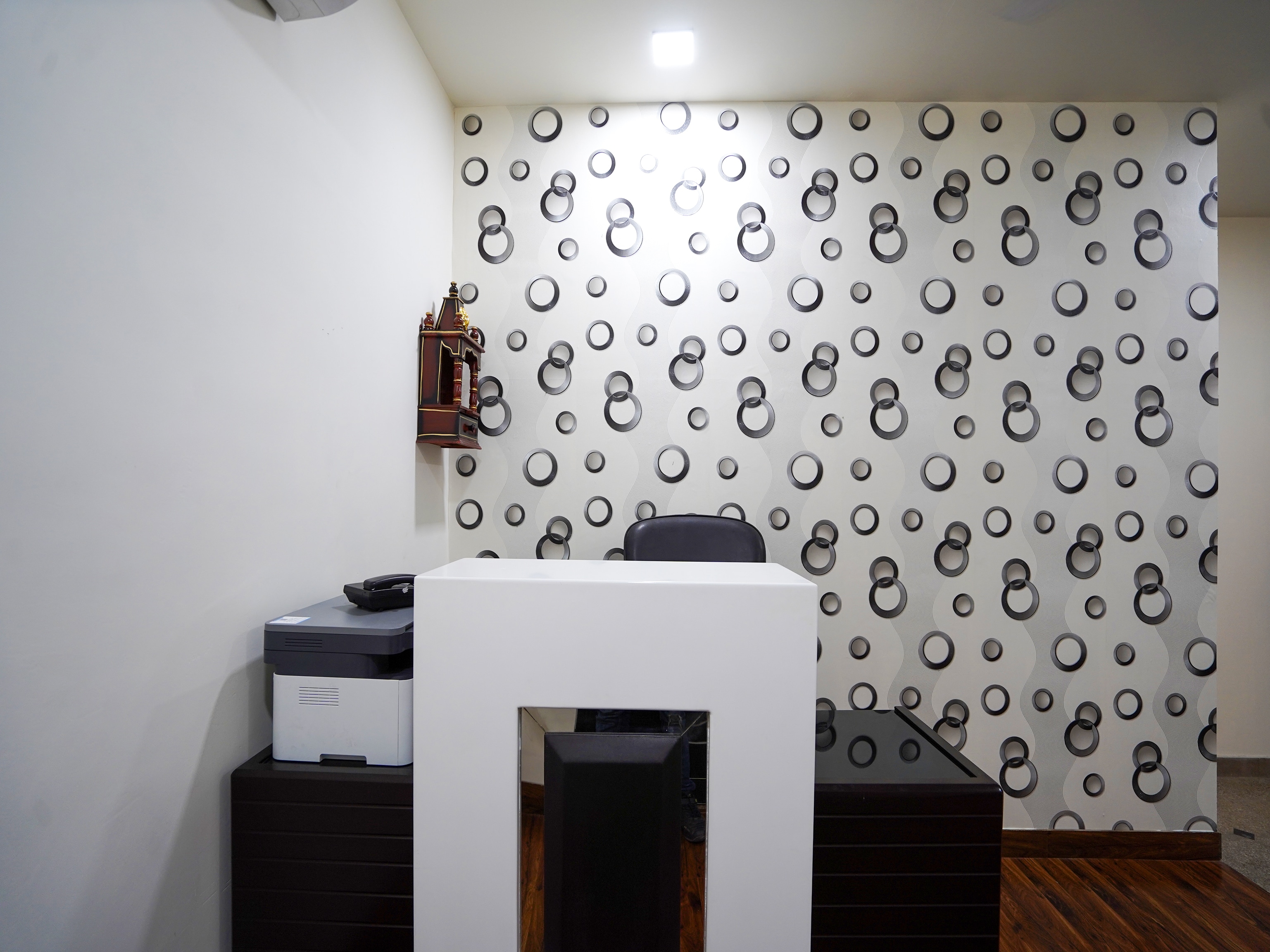 OYO 77914 Hotel Mannat, New Delhi 2