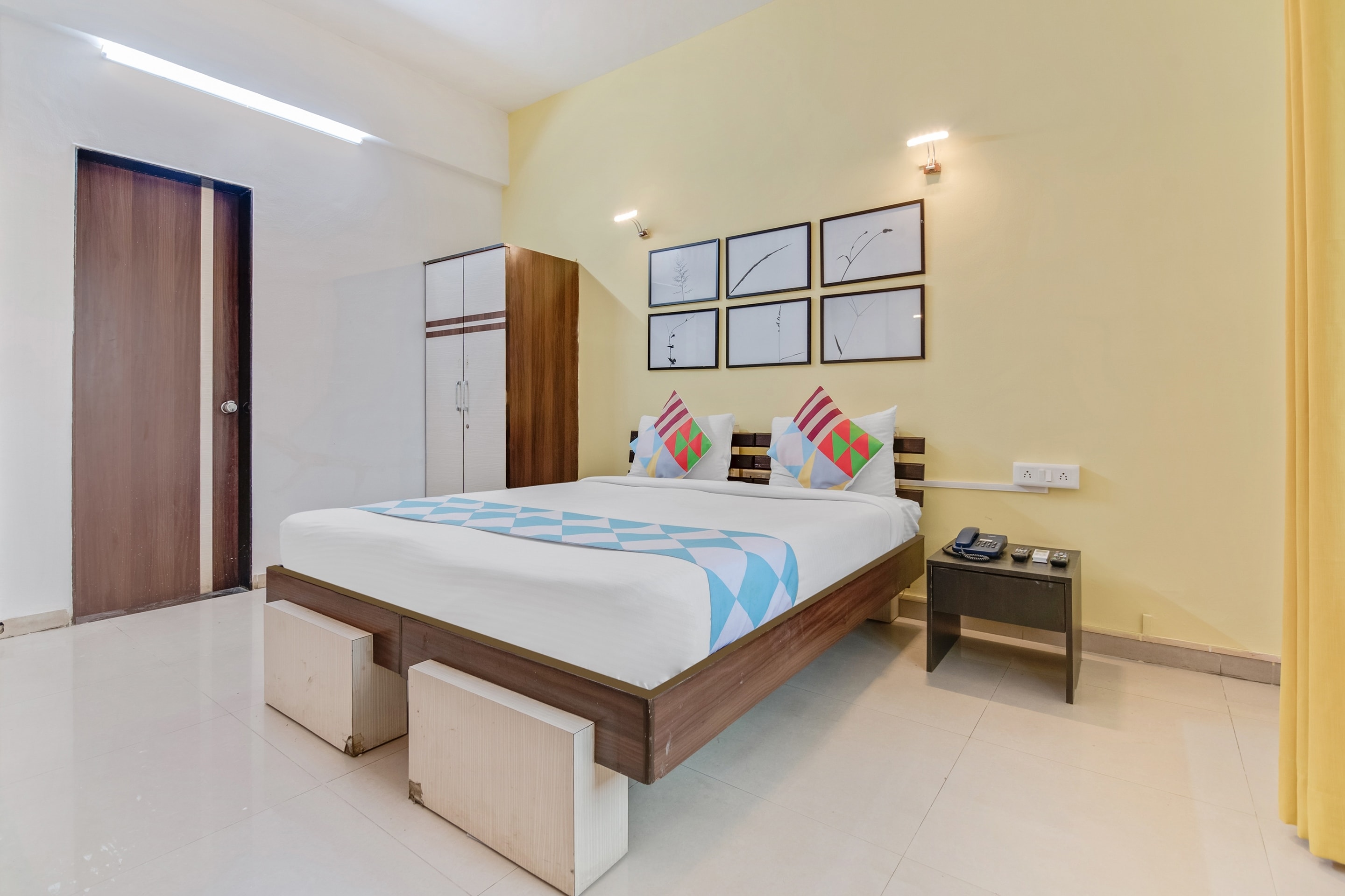 OYO 78142 Flagship Hotel Pioneer, Pune 5