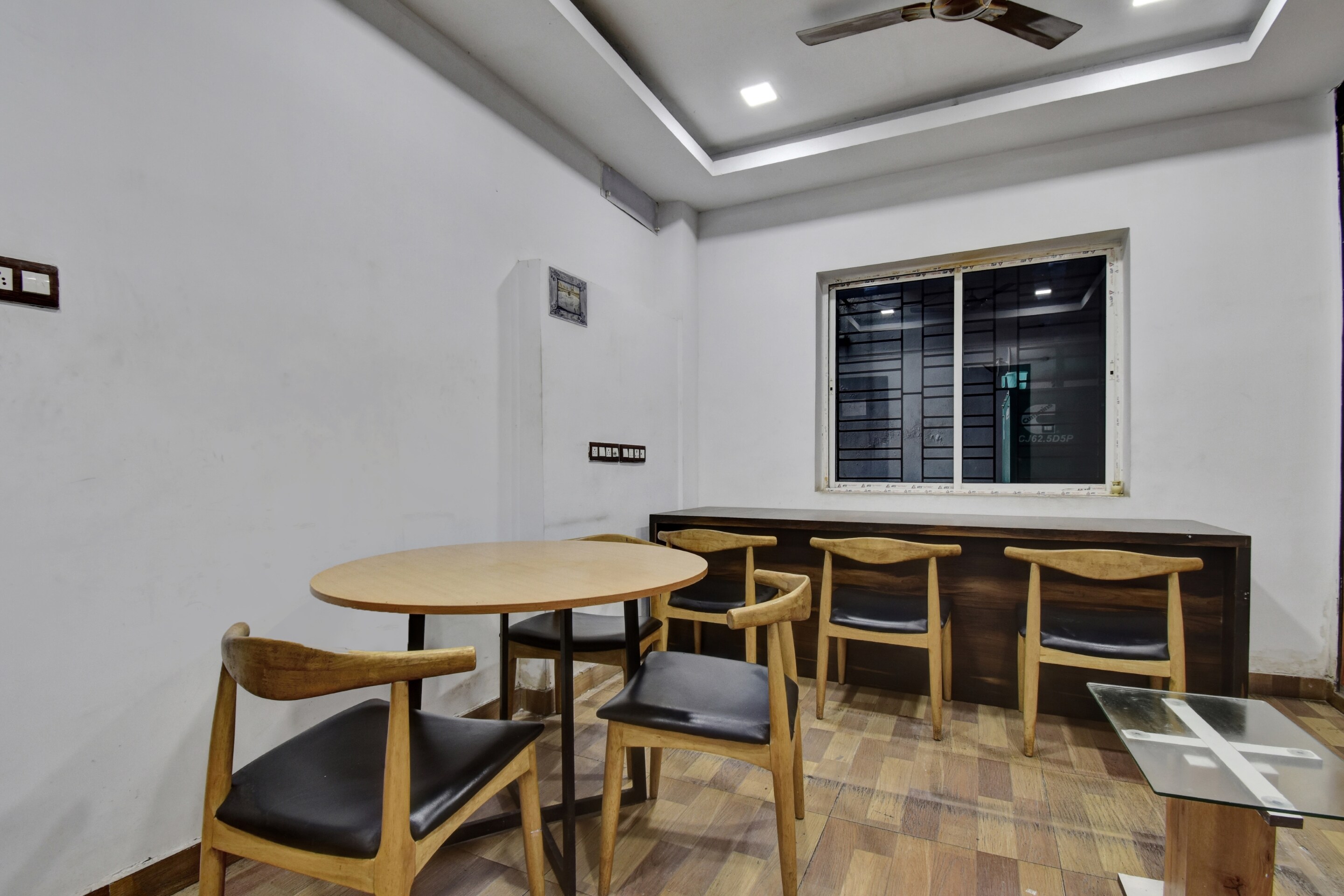 Townhouse 696 Hotel Mayfair Tower, Kolkata 5