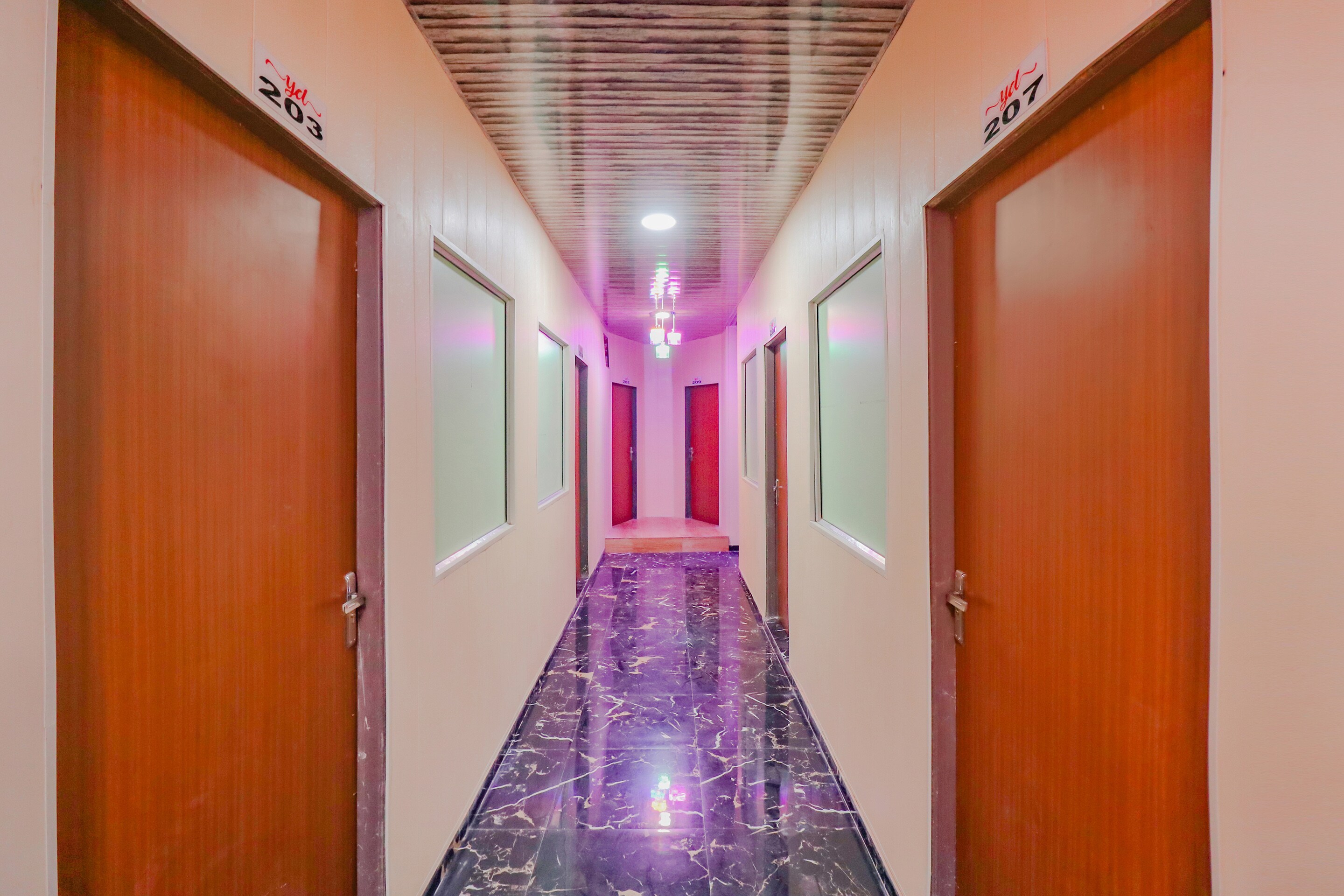 OYO 78775 Yamnotri Dham, Vrindavan 2
