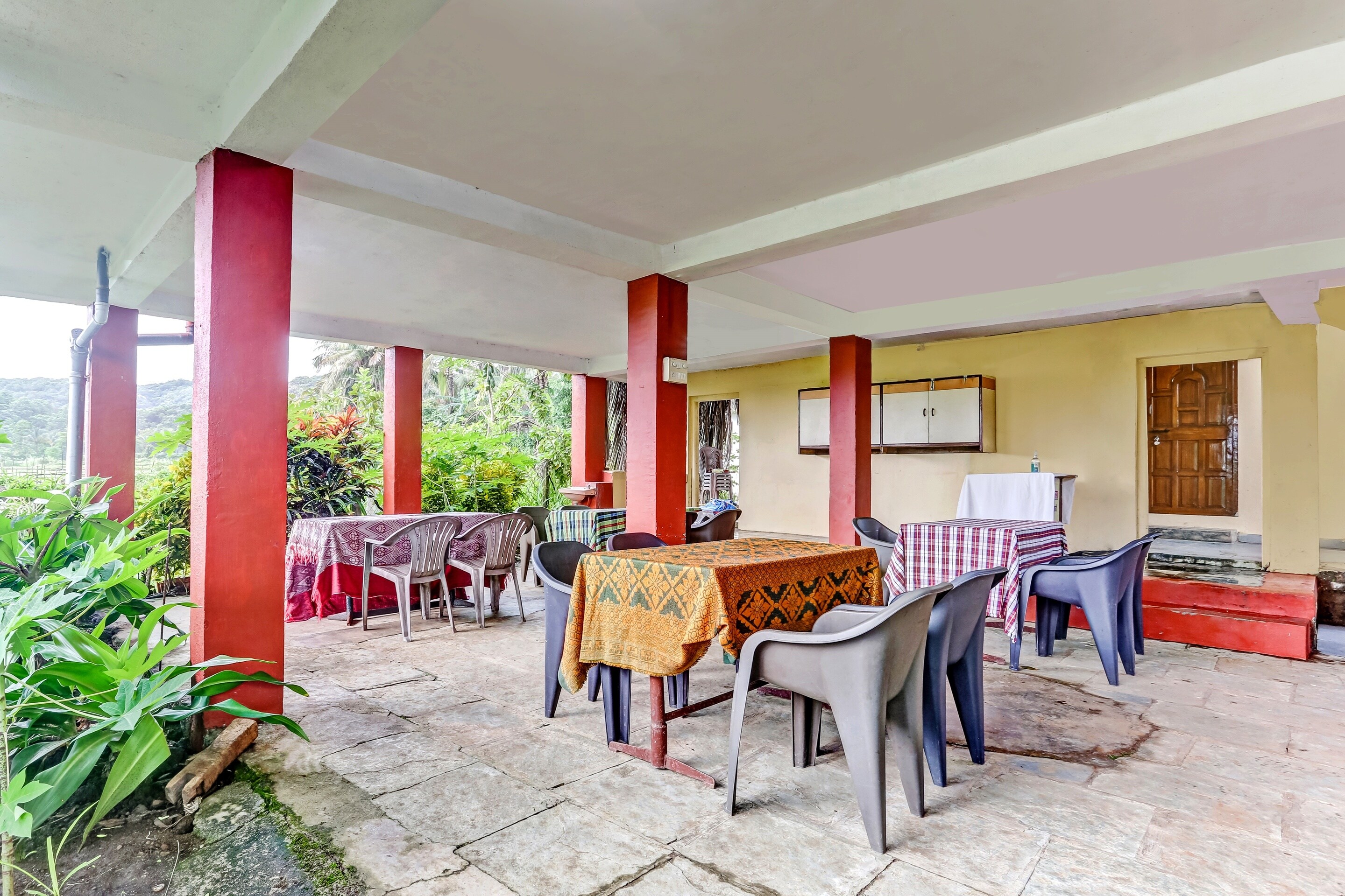 OYO 81439 Vishranti Kashid Beach Resort, Alibaug 3