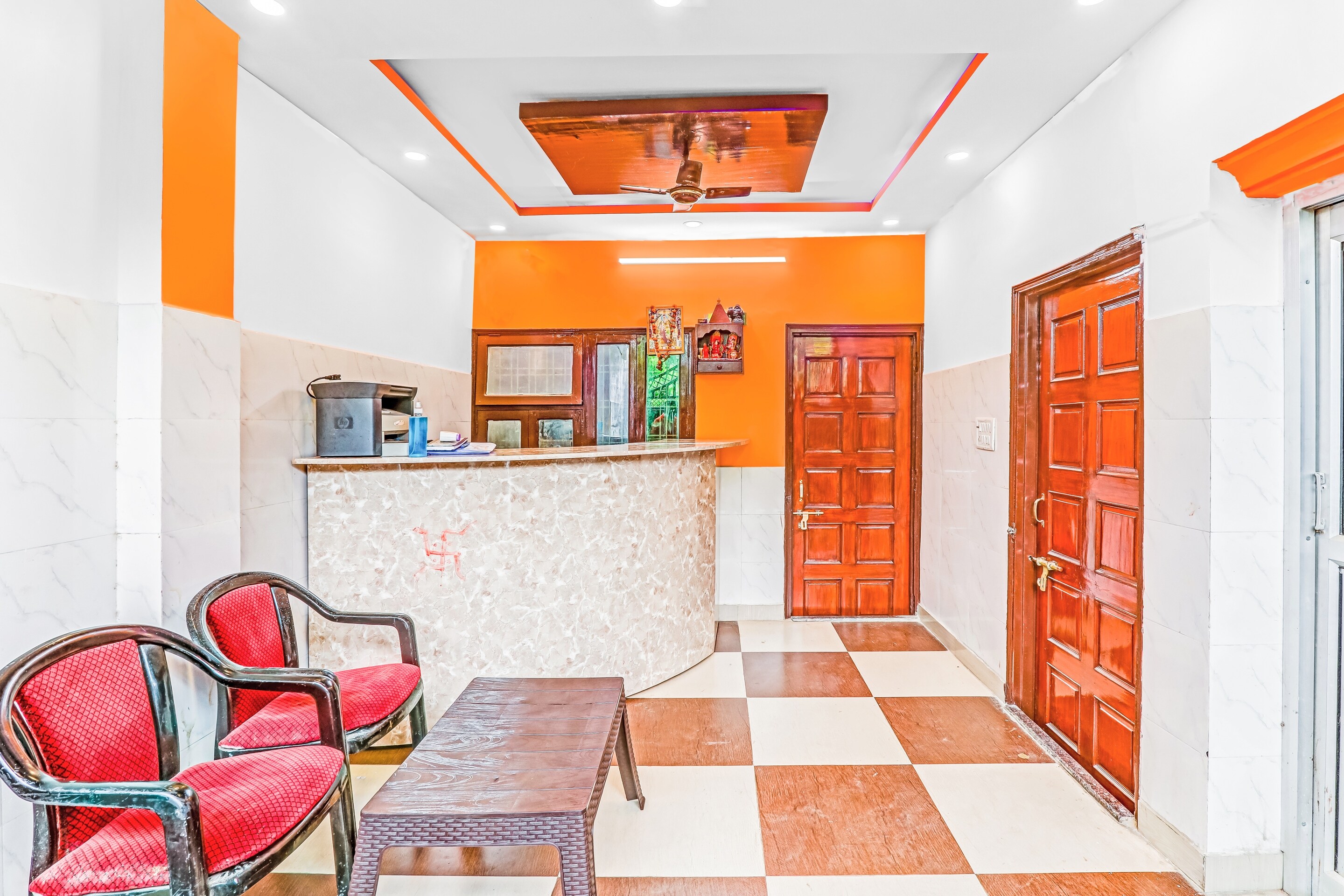 OYO Flagship 81649 Hotel Indigo Palace, Lucknow 4