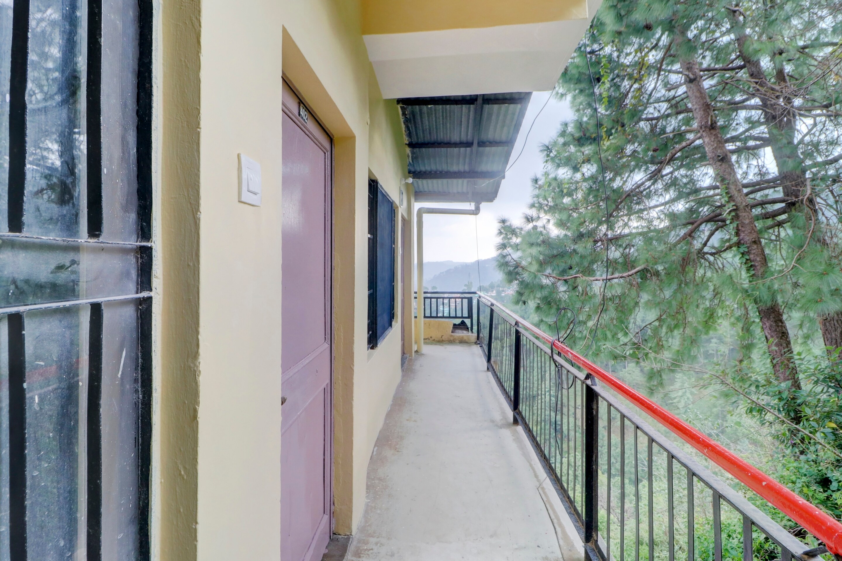 OYO Flagship 83108 Hotel Shimla View, Shimla 5