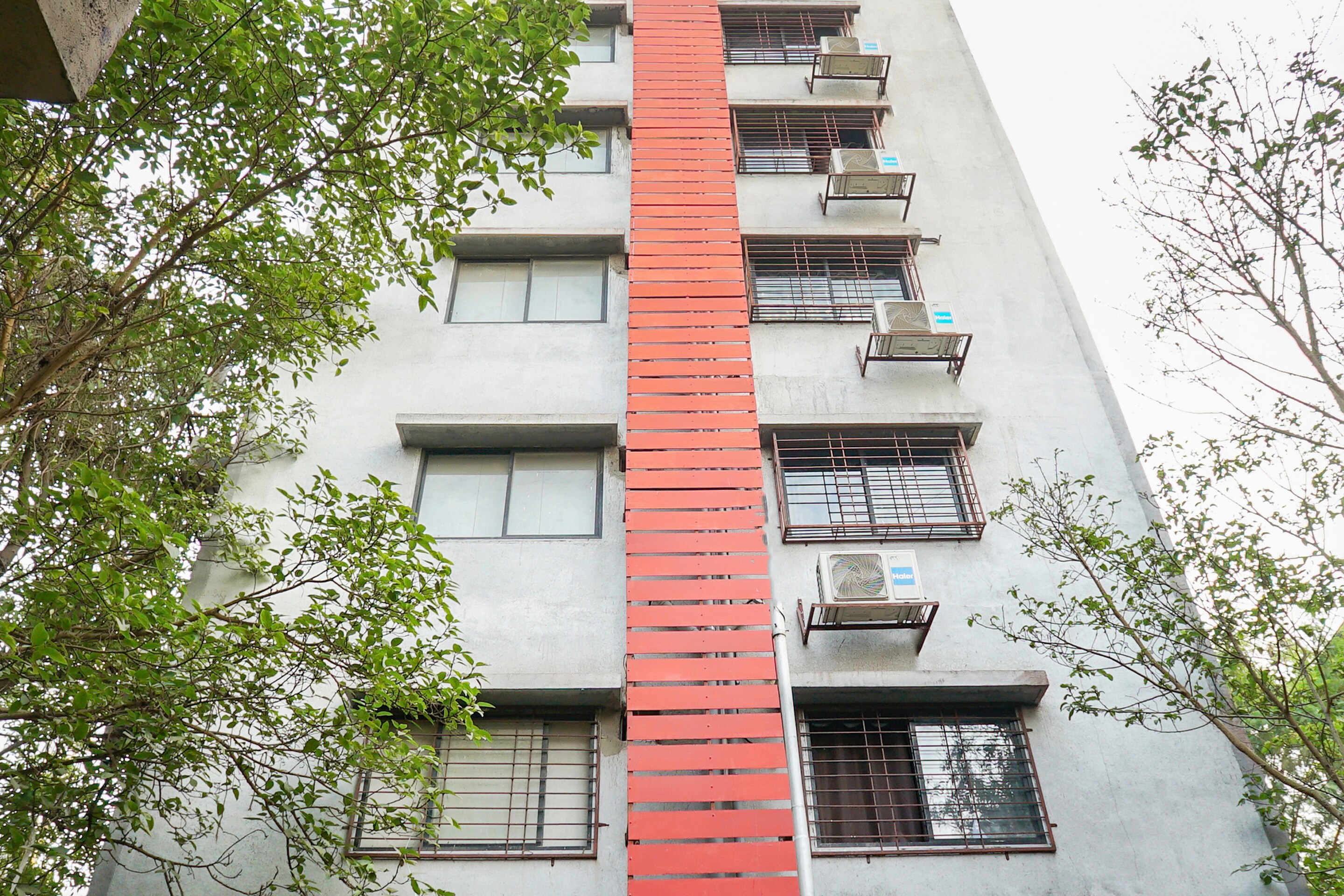 OYO Flagship 24491 Kharadi, Pune 5