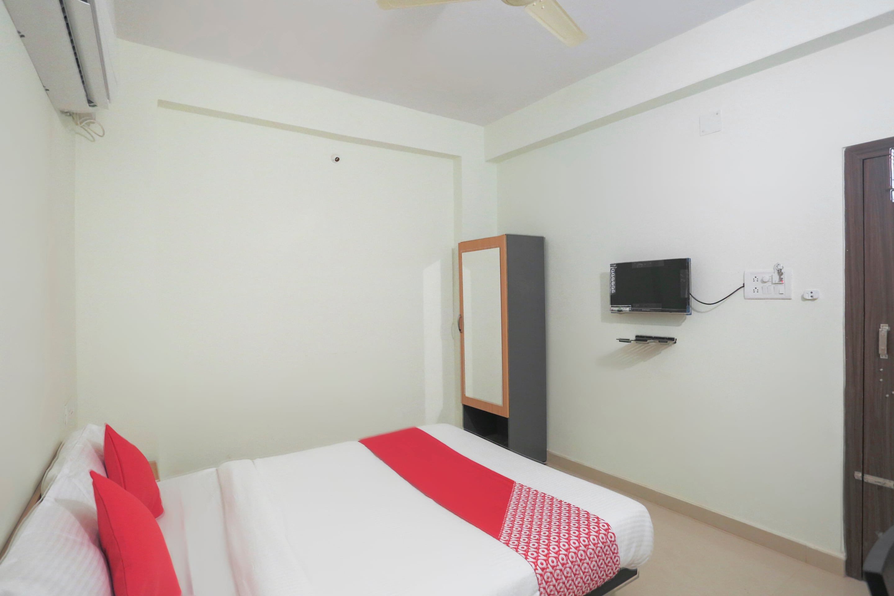 Collection O 48162 Hotel Prashant, Ranchi 3