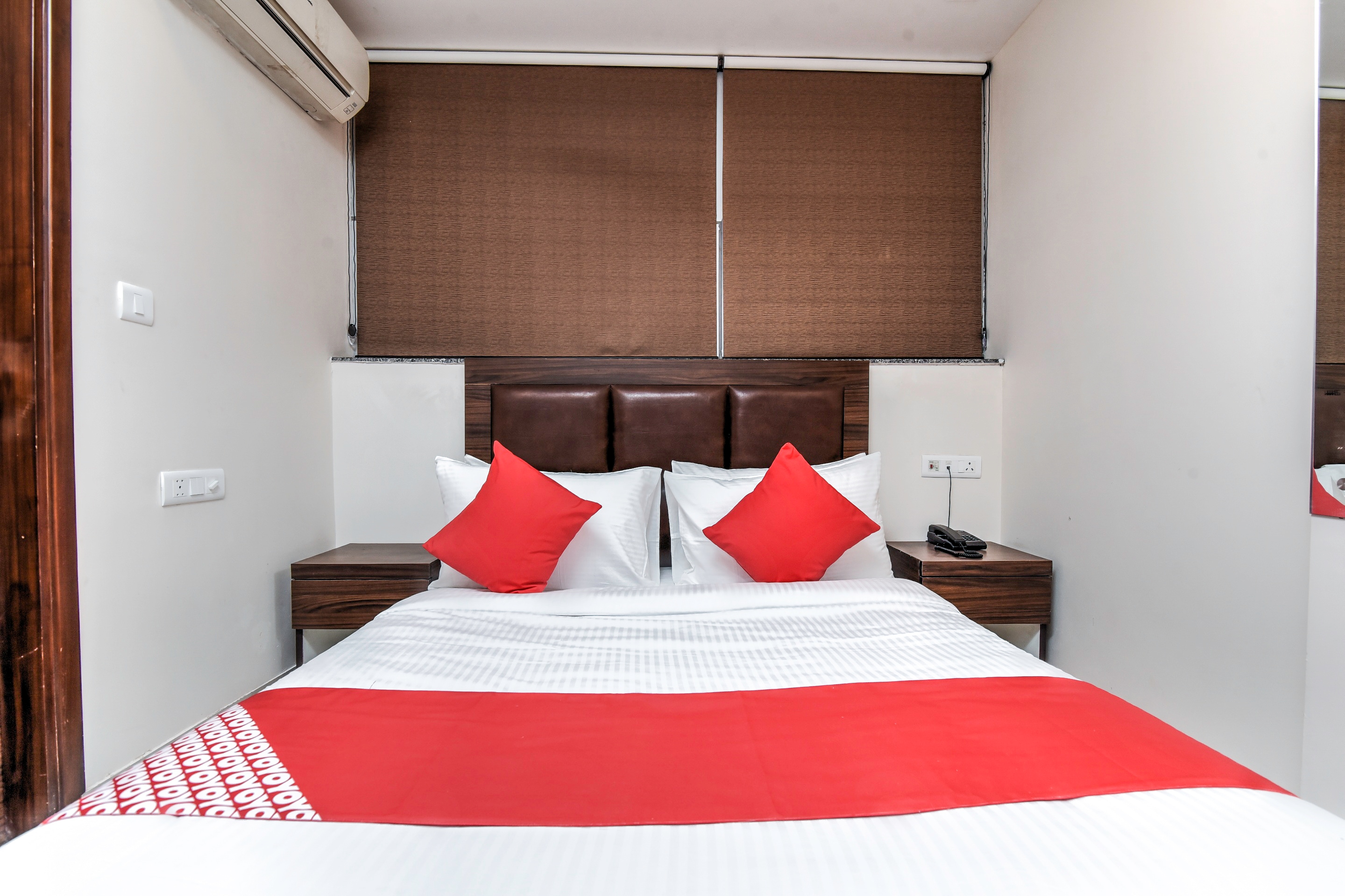 OYO Flagship 76704 The Mayur Hotel, New Delhi 4