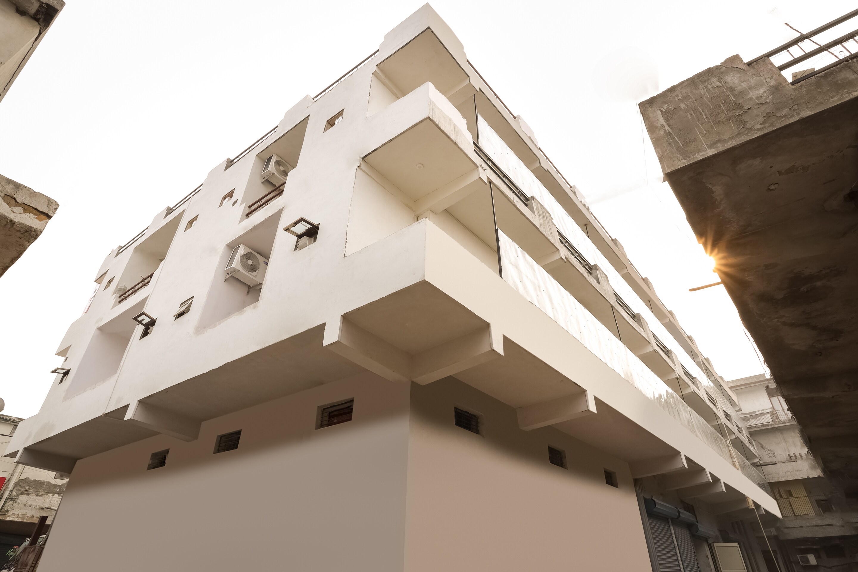 OYO Flagship 77310 Sec 7 Rohini, New Delhi 5