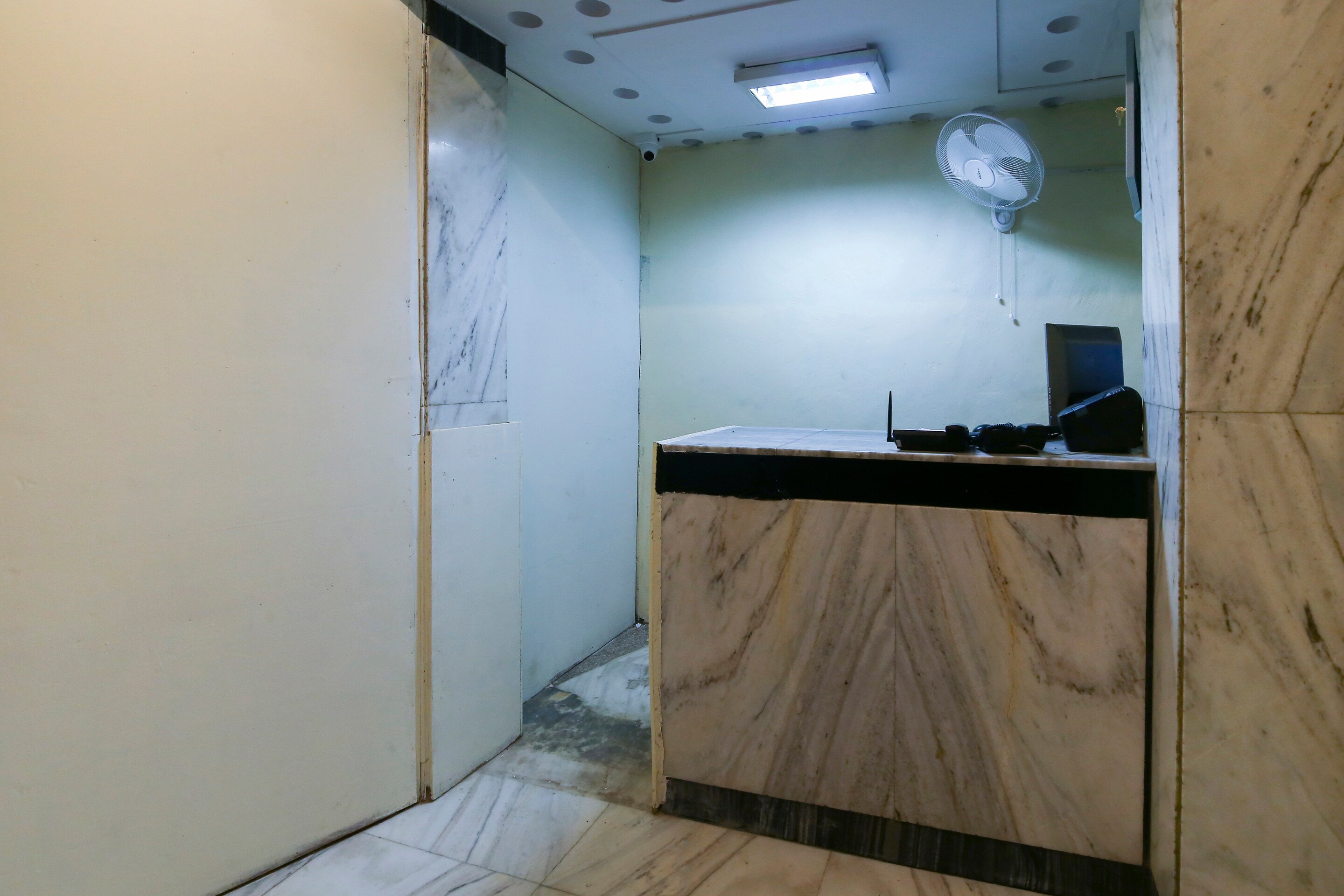 OYO Flagship 77628 Hotel Kanha Classic, Kanpur 5