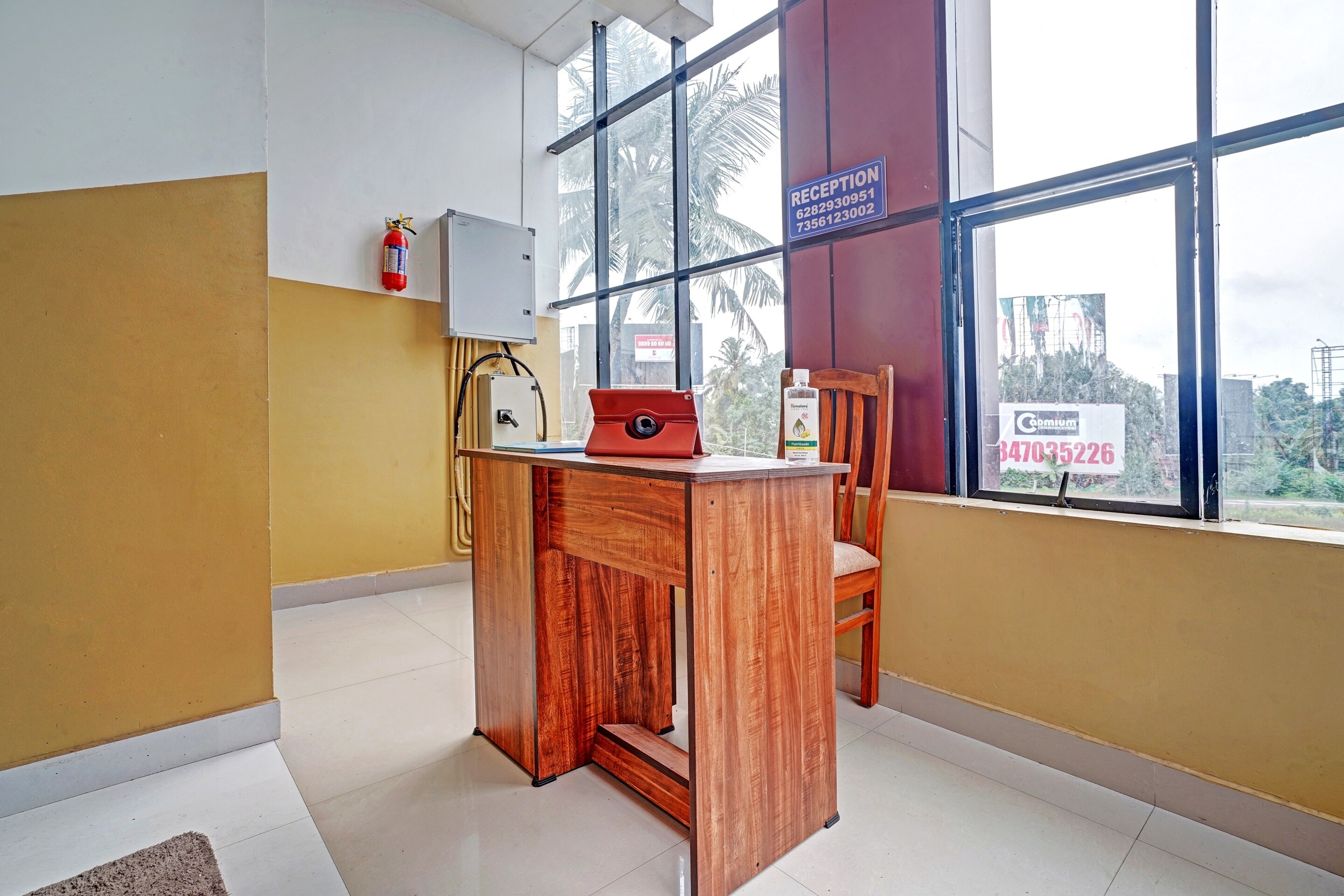 OYO Flagship 80621 Thaza, Kochi 4