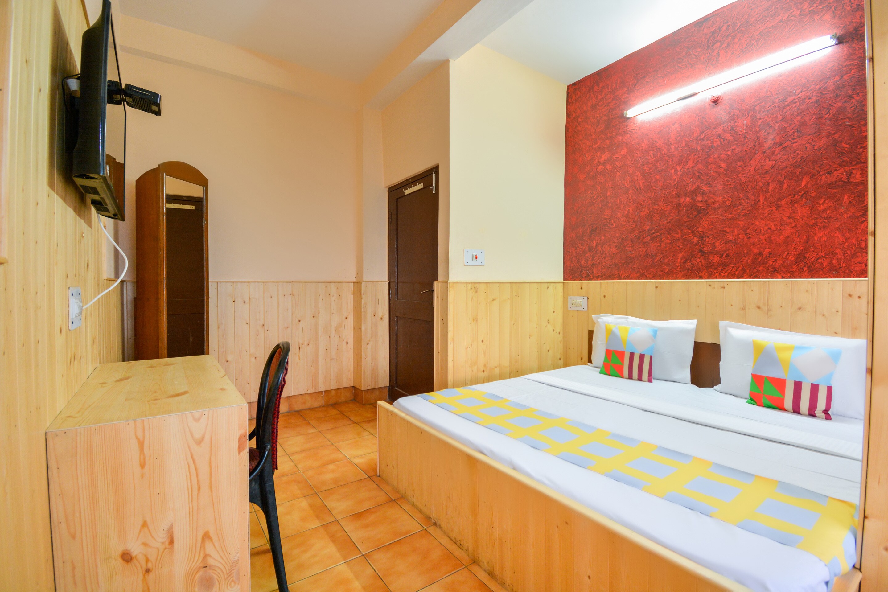 OYO Home 77721 Krishna Monal Delightful Stay, Shimla 2