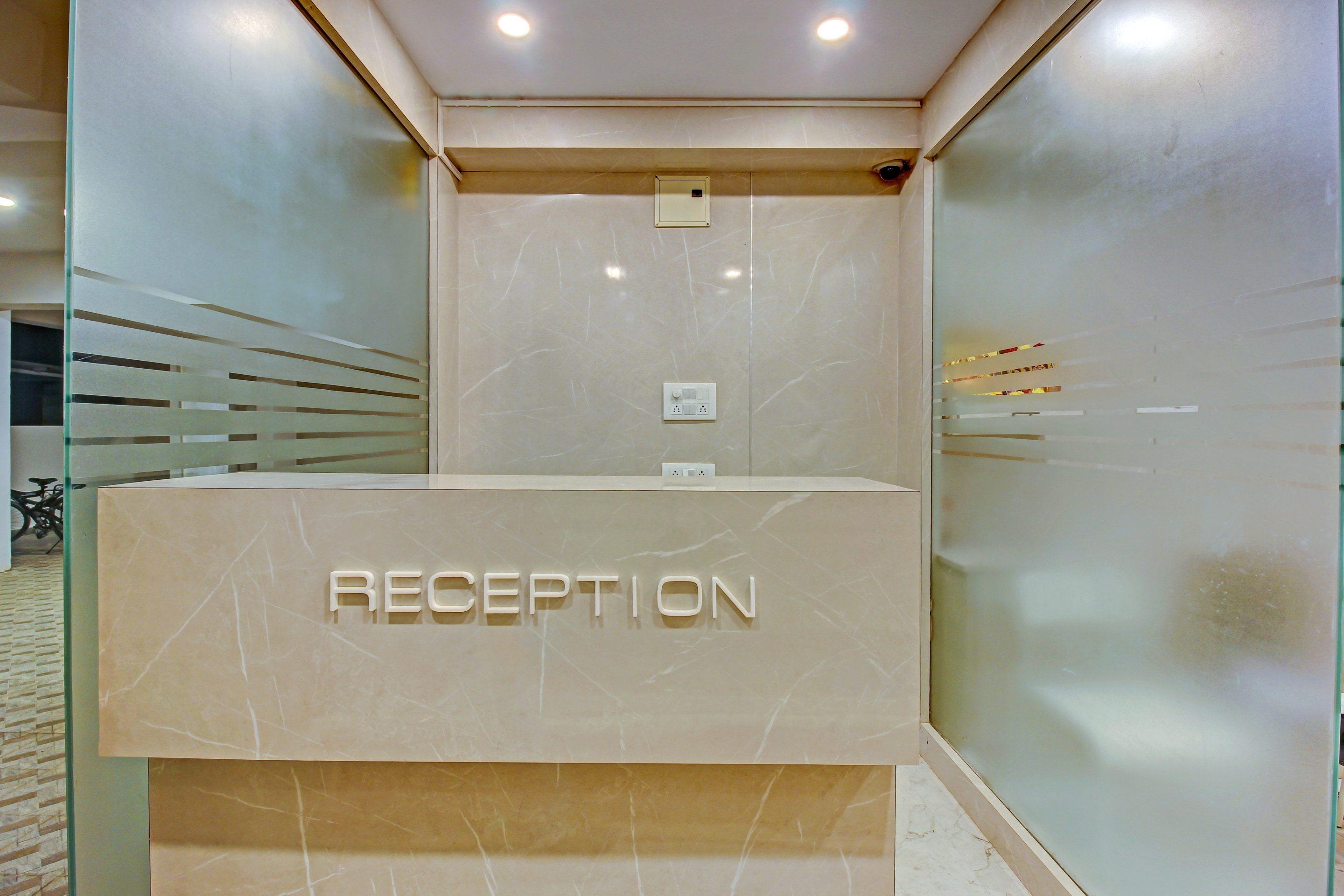 OYO Flagship HYD1502 Landcorp Hotels, Hyderabad 4