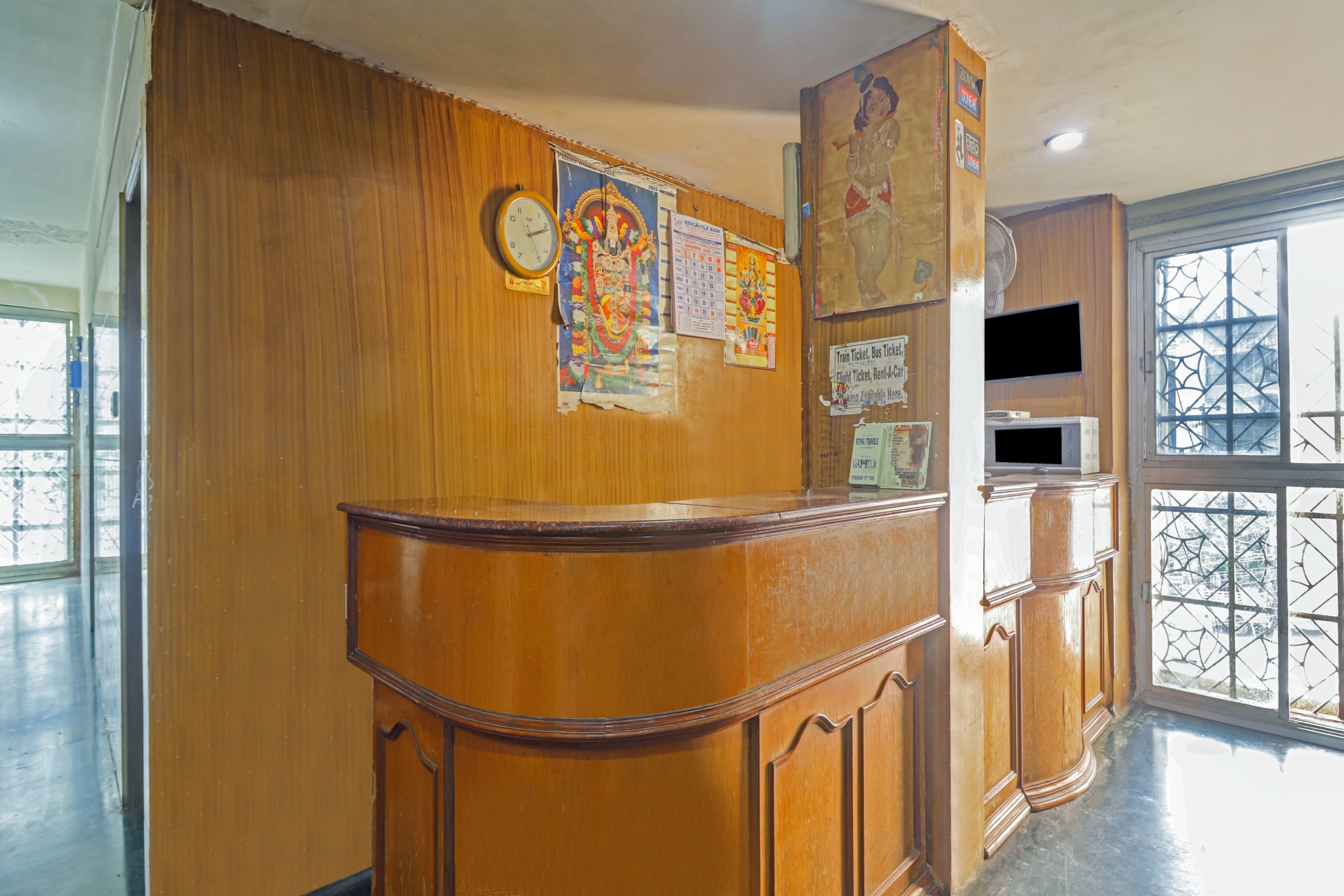 SPOT ON 72246 Gayatri Lodge, Hyderabad 3