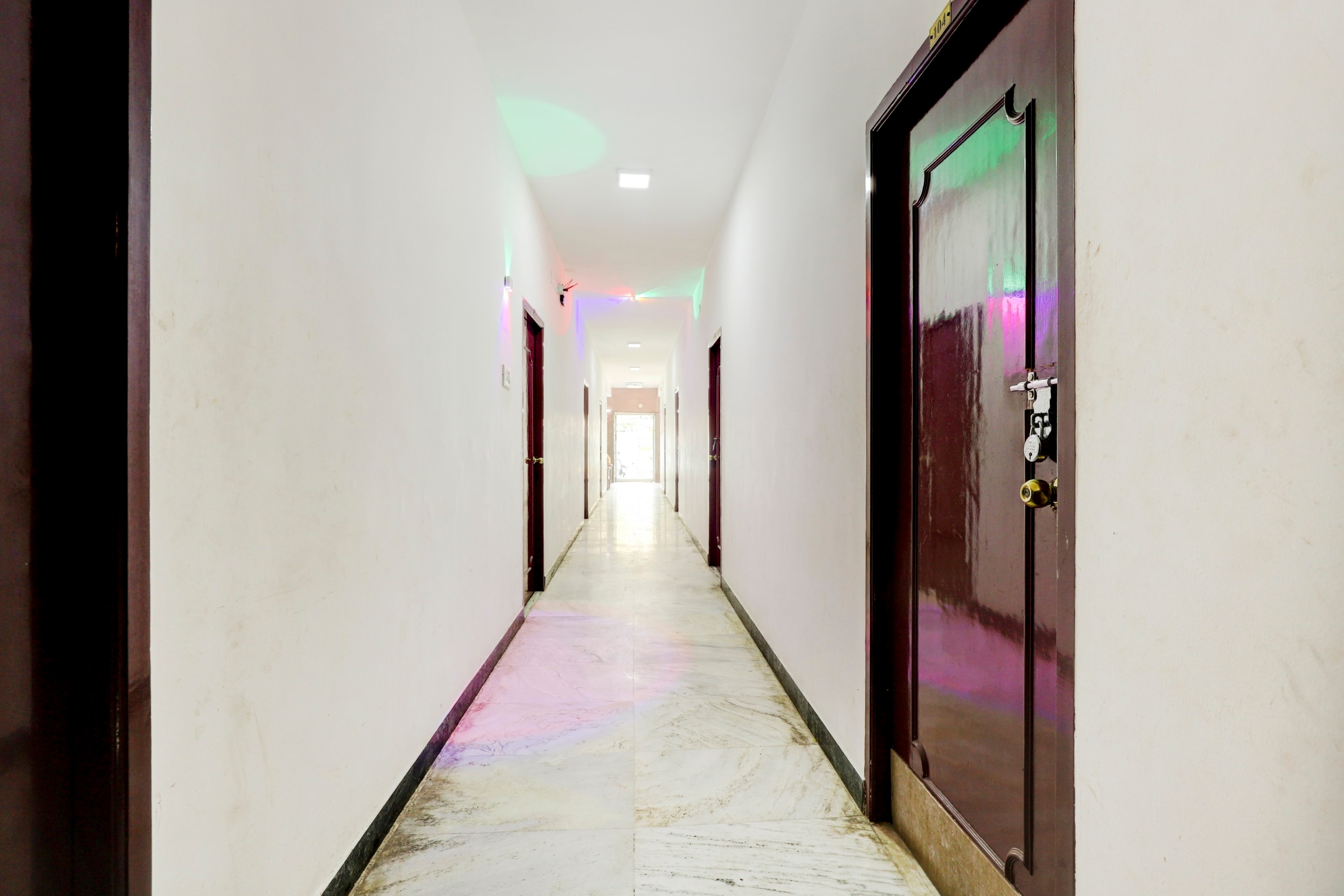 SPOT ON 76130 Jeyam Guest House, Chennai 3