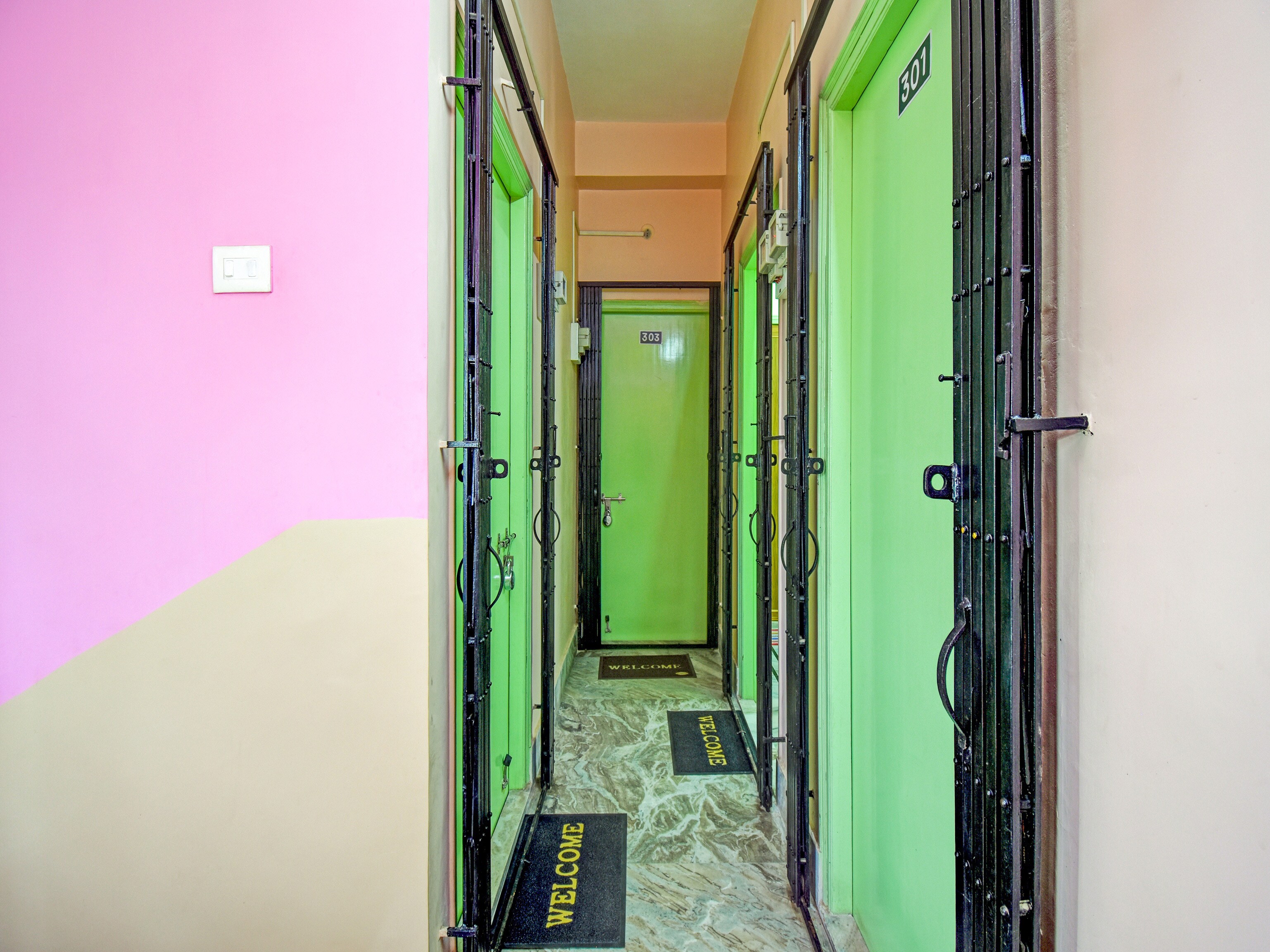 SPOT ON 77029 Sahil Palace, Mirzapur 4