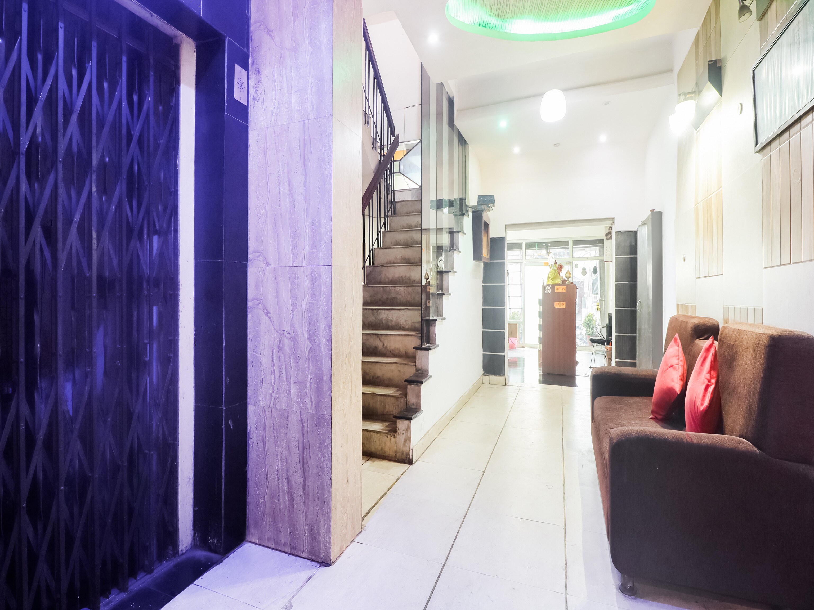SPOT ON 77532 Hotel Sagar, Kanpur 2
