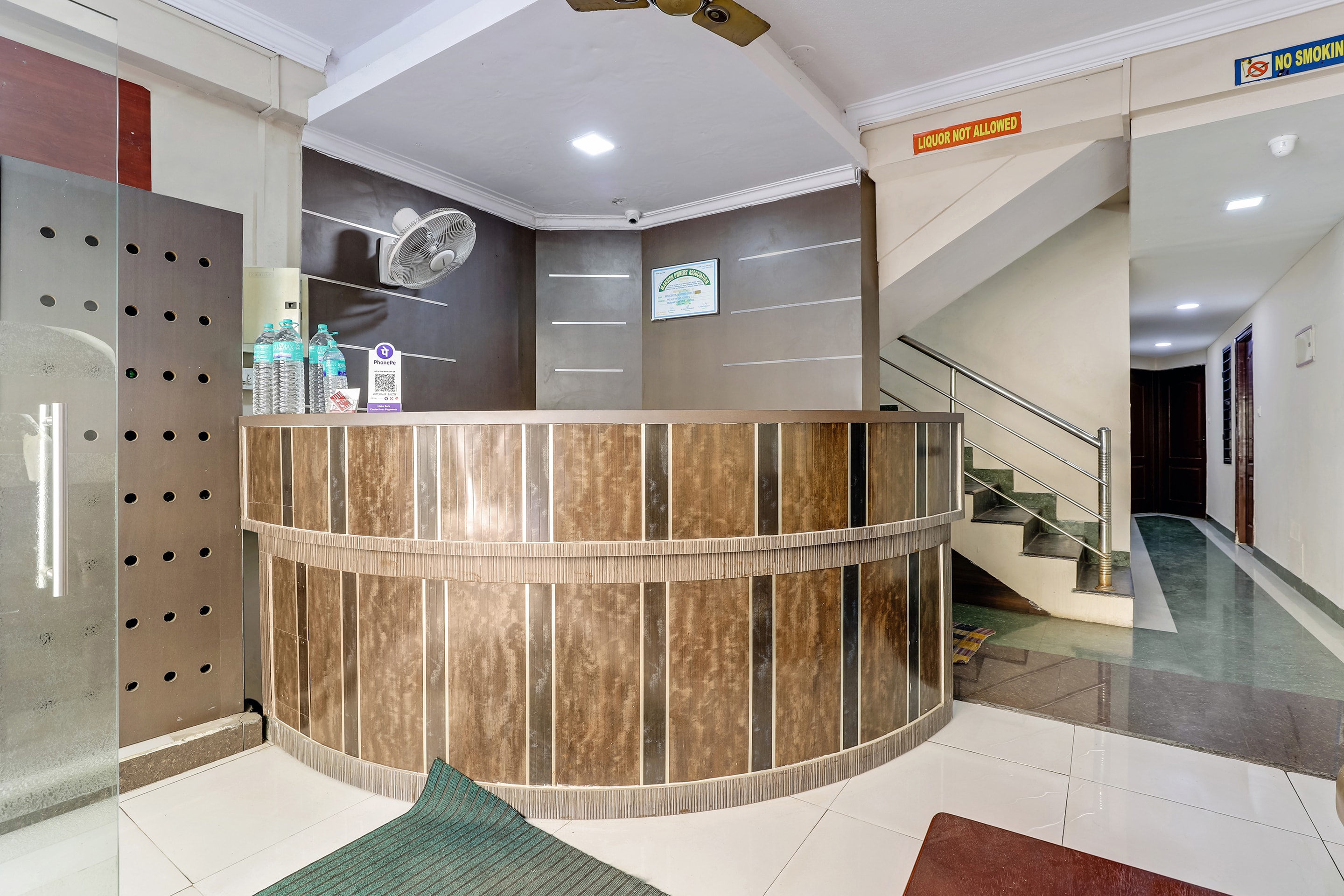 SPOT ON 78619 Grand Residency, Chennai 3