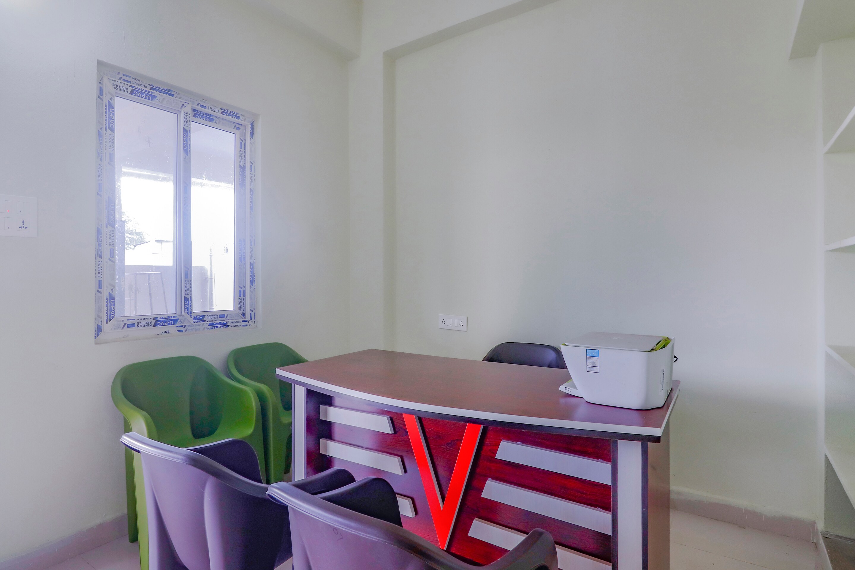Oyo Flagship 76370 Sri Residency, Hyderabad 5