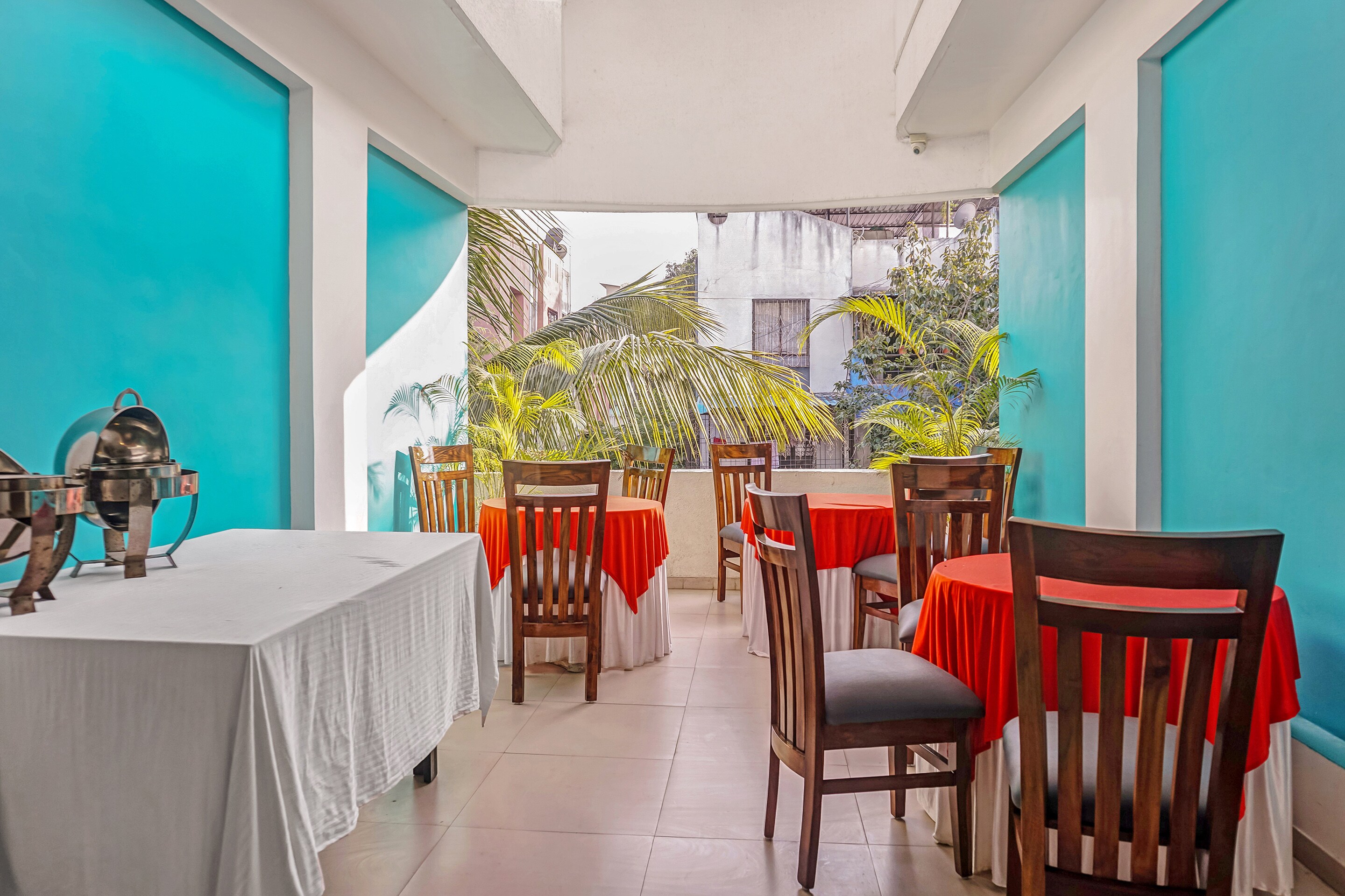 Townhouse 749 The Upper Room, Pune 3
