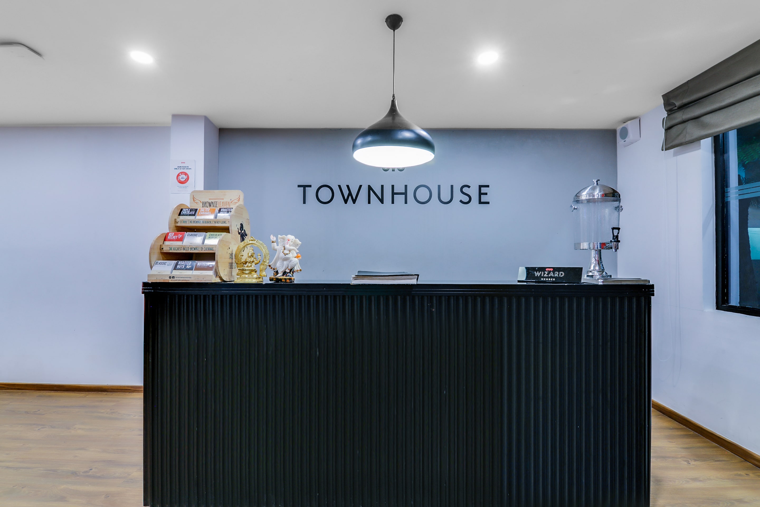 OYO Townhouse 611 Anna Nagar Welcome Inn, Chennai 3