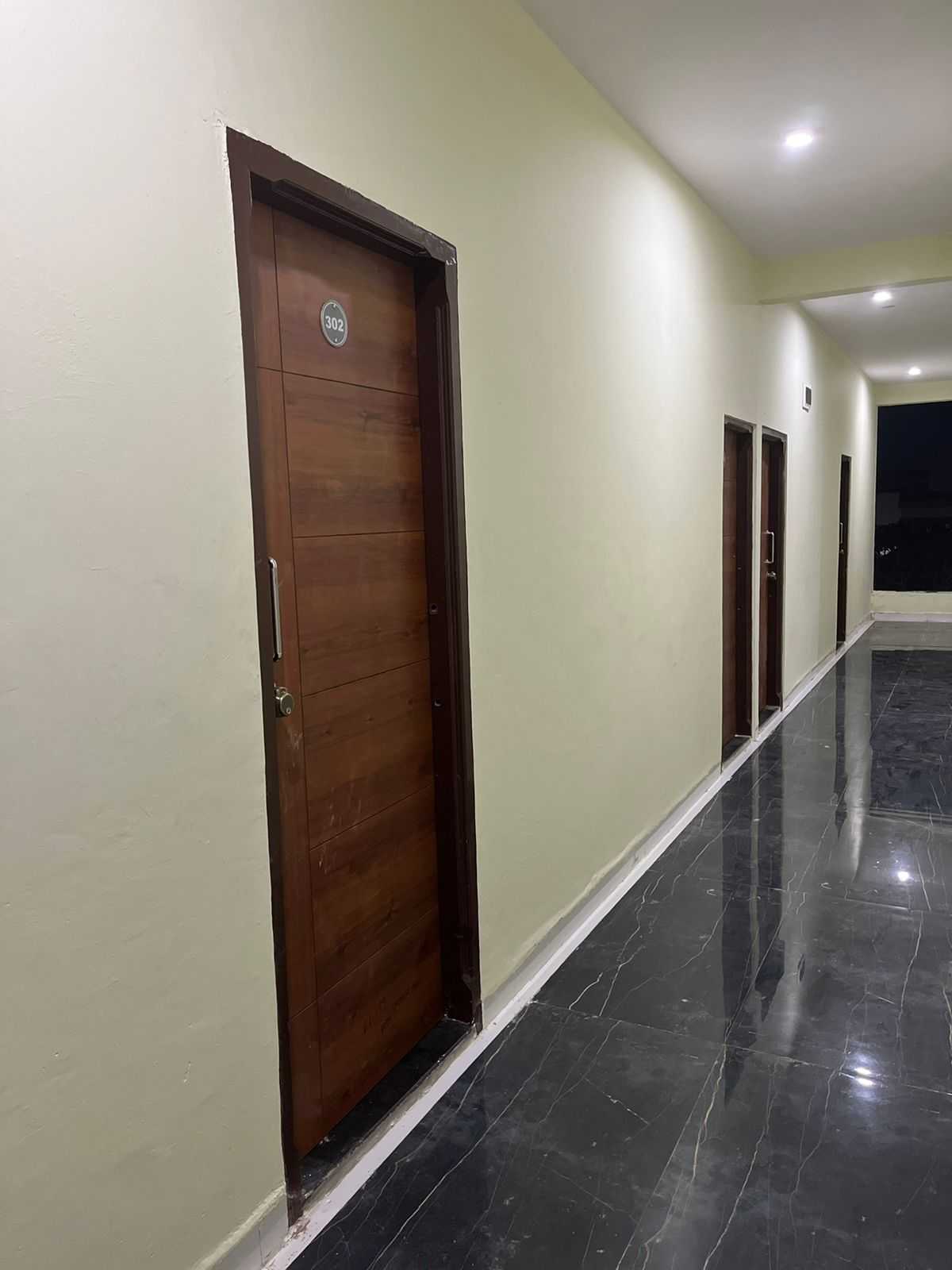 OYO 73780 Hotel Pravin Executive, Latur 3