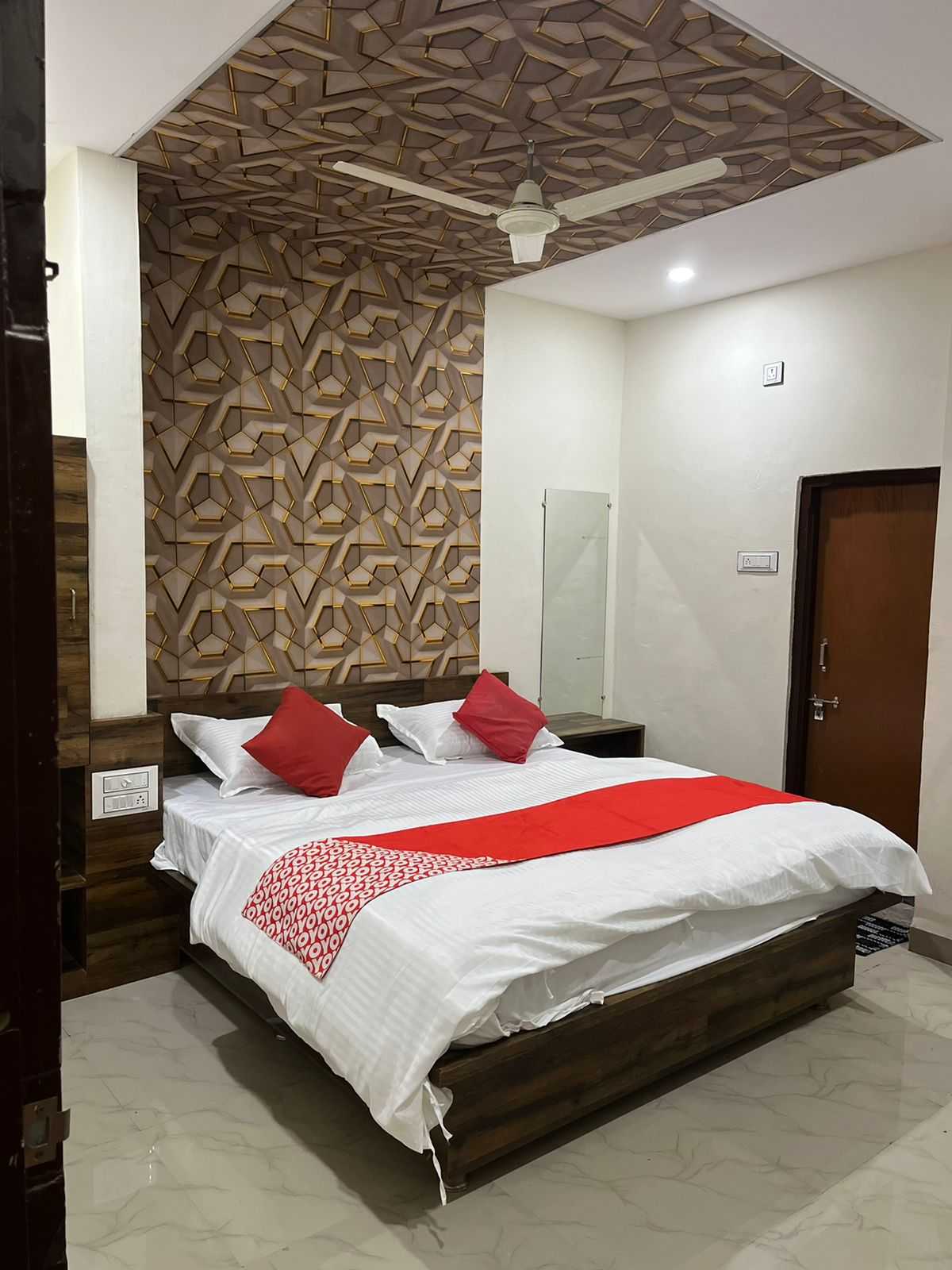 OYO 73780 Hotel Pravin Executive, Latur 4