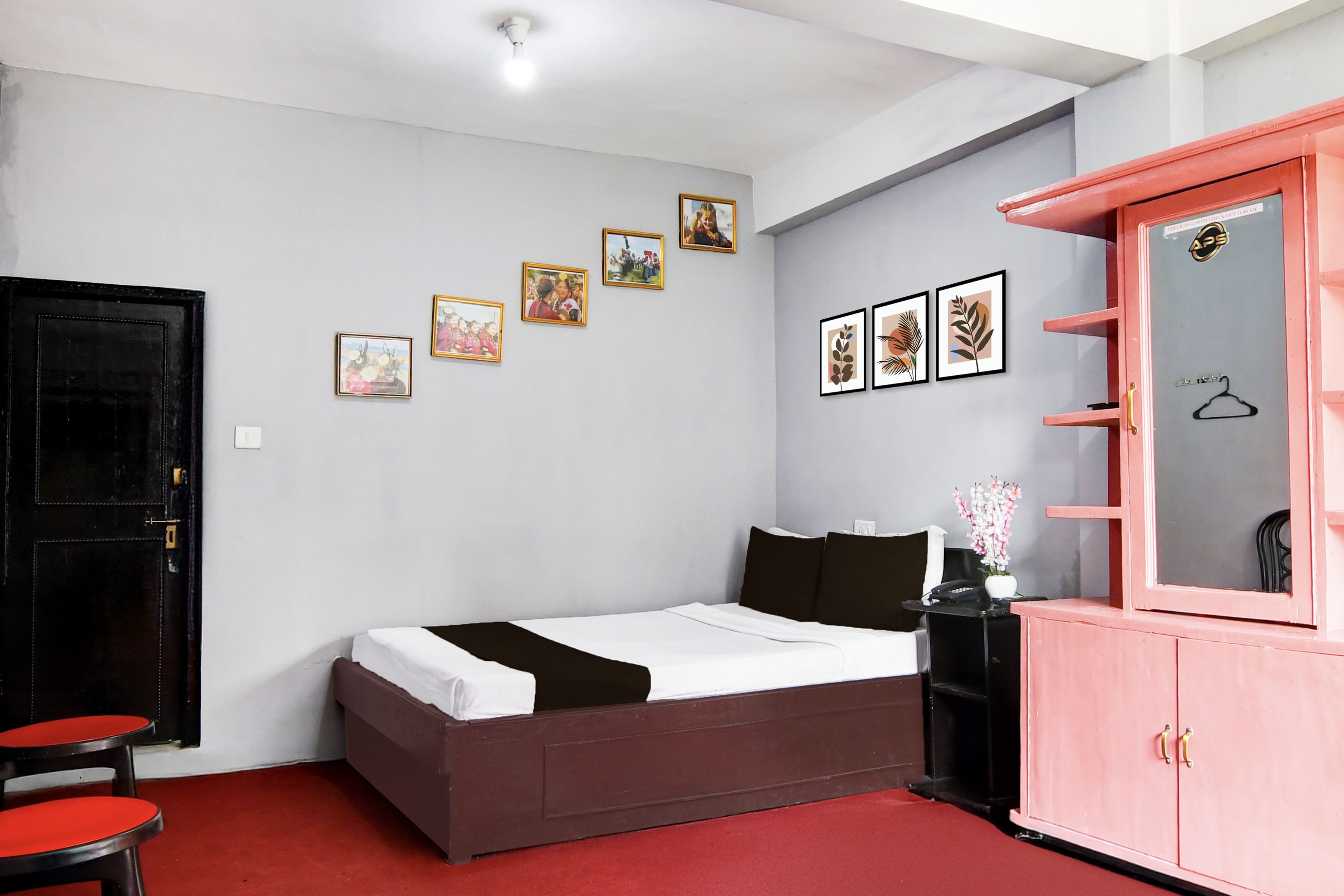 Classic Room with Mountain View