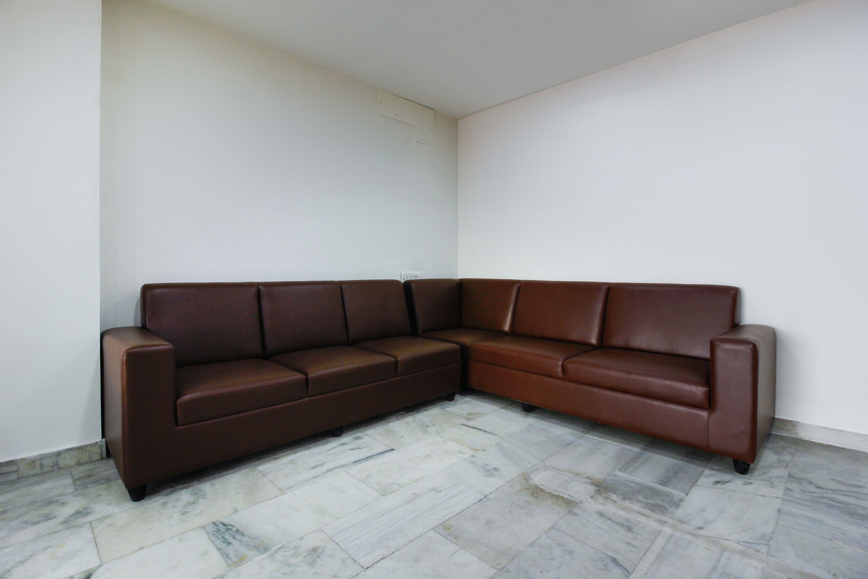 Capital O Sri Suprabhat Grand Near Kachiguda Railway Station, Hyderabad 2