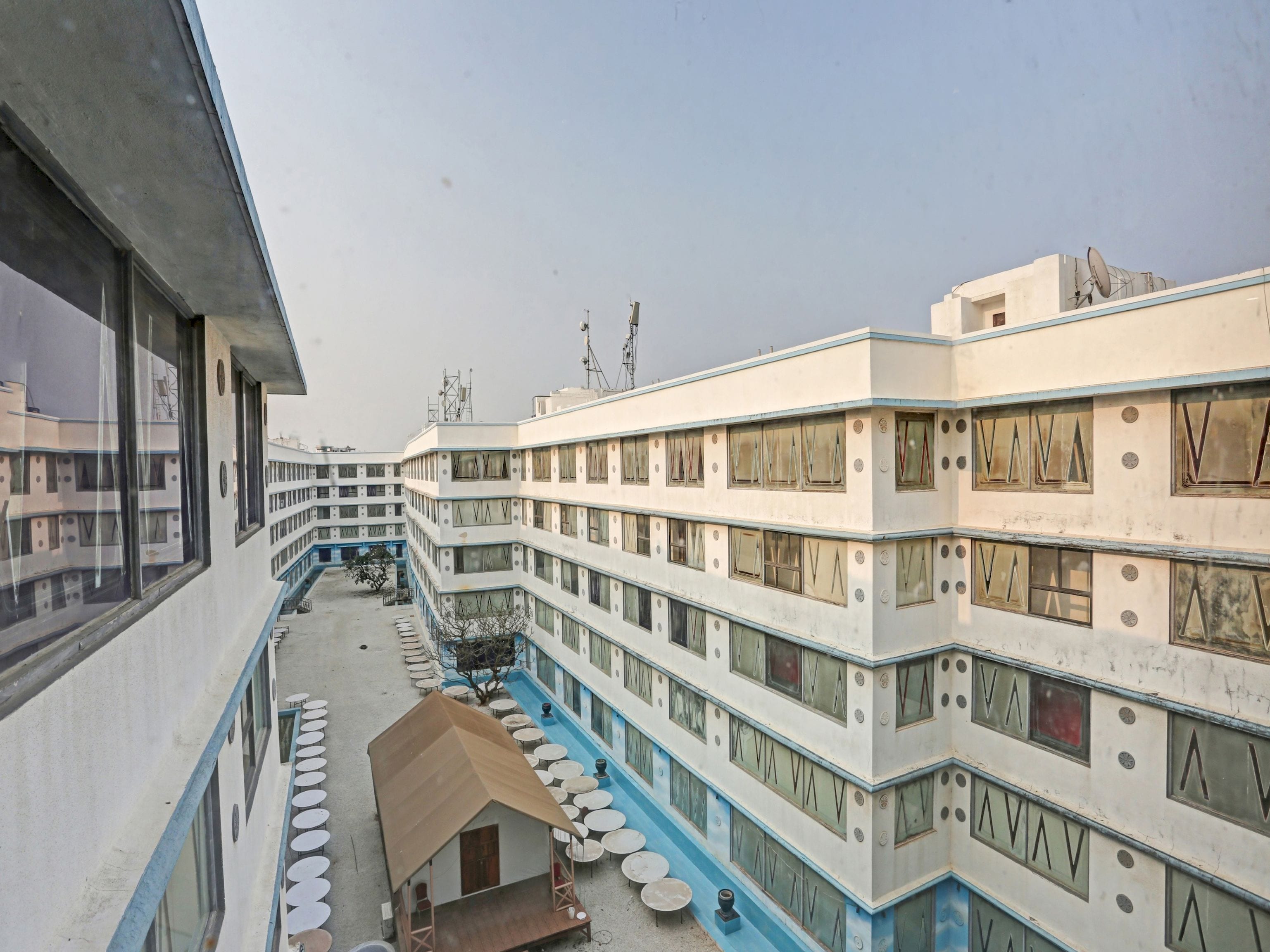 Townhouse 810 Royal Palms Hotel - Daisy Collection, Mumbai 5