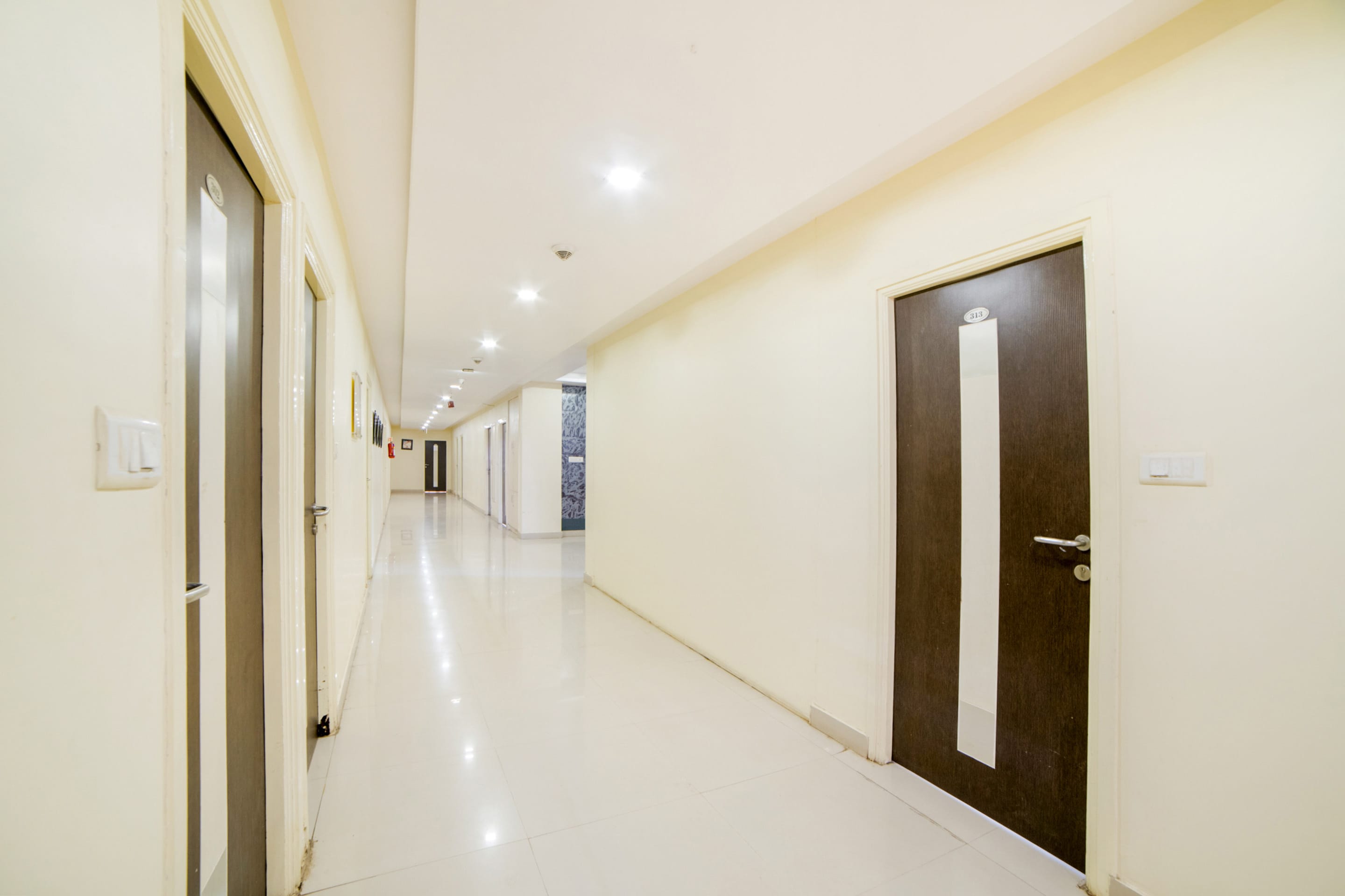 Capital O 62166 Raaga Grand, Hyderabad 4