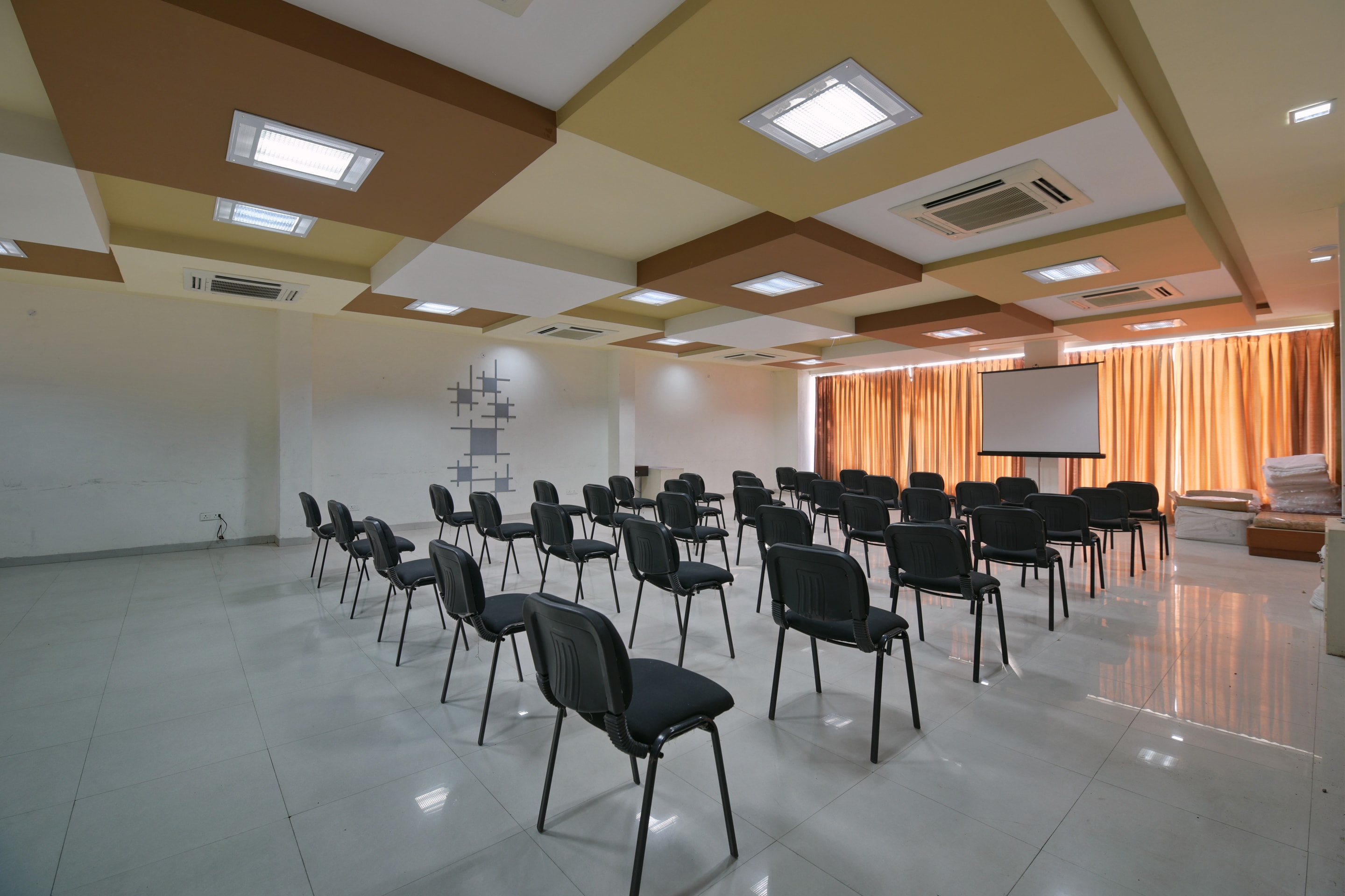 Collection O 7363 Hotel Days Inn, Jaipur 3