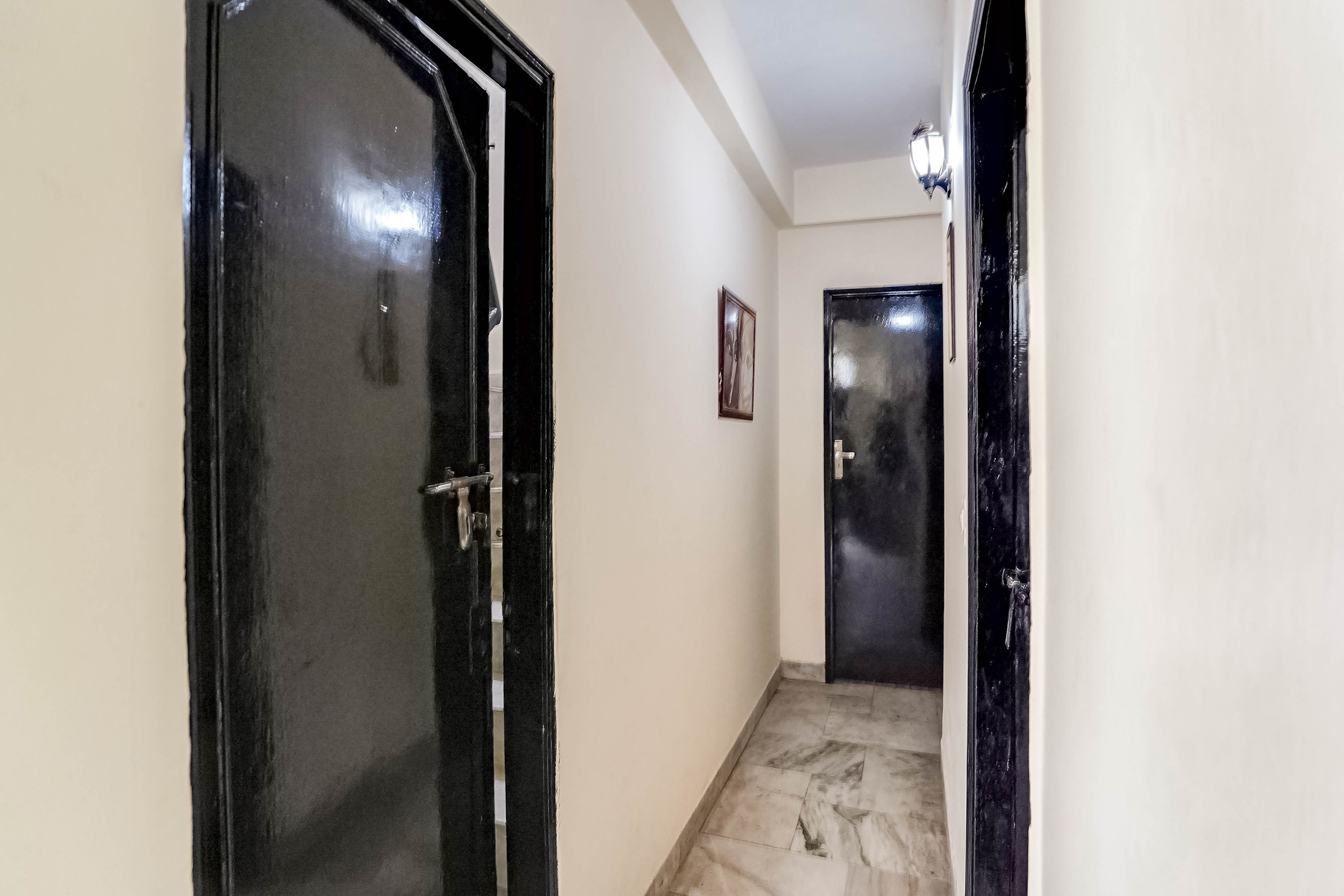 OYO 68628 Manraj B&b, New Delhi 5