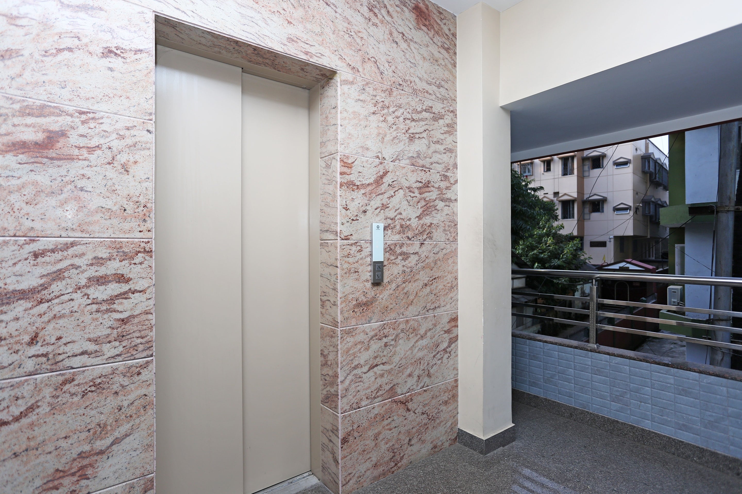 CAPITAL O 10292 Niharika Guest House, Guwahati 5