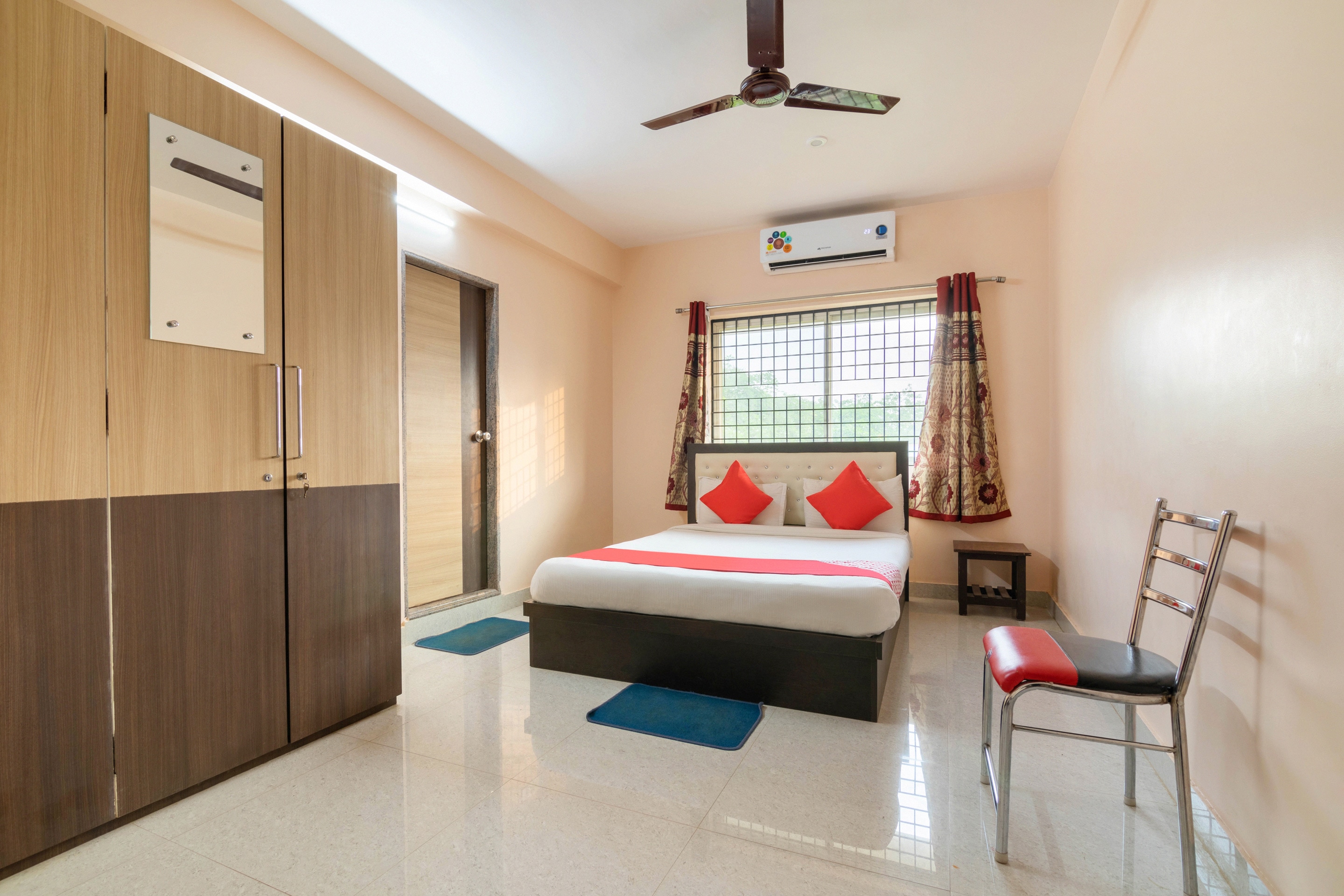 أو واي أو فلاجشيب 11419 سوريا ريزيدنسي, Bangalore 4