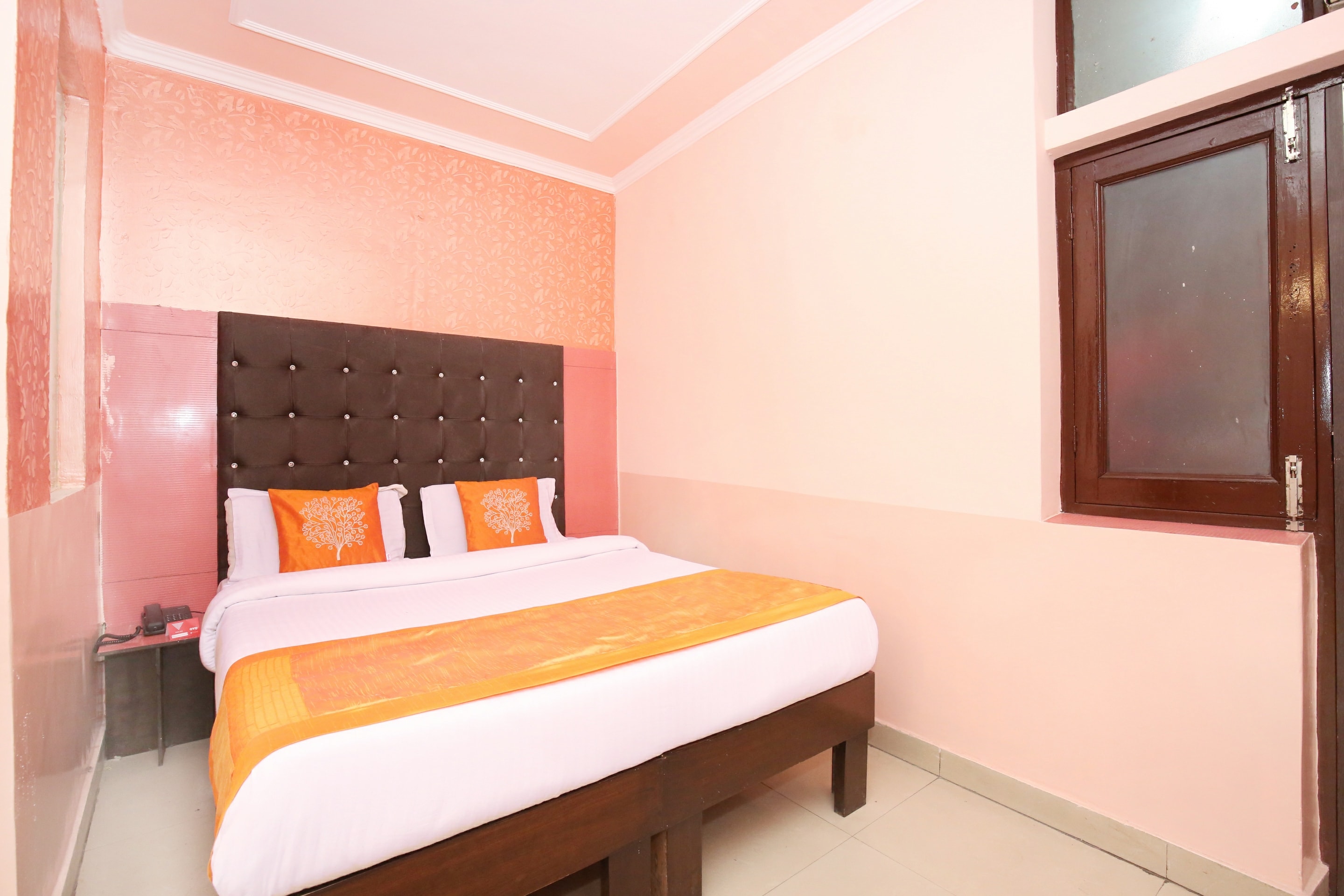 OYO 12155 Hotel Awdesh Inn, Chandigarh 5