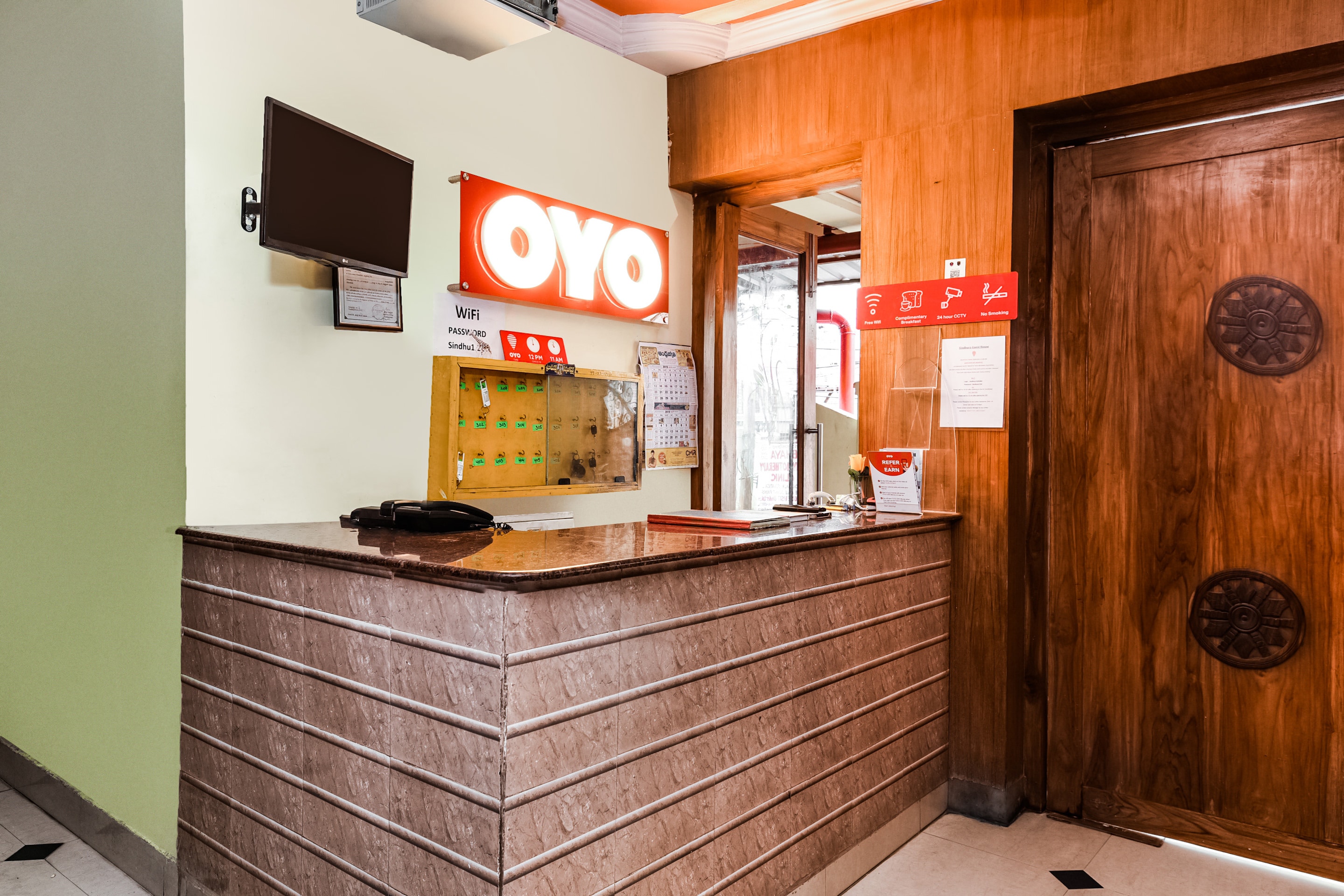 OYO 13425 Sindhura Guest House, Visakhapatnam 4