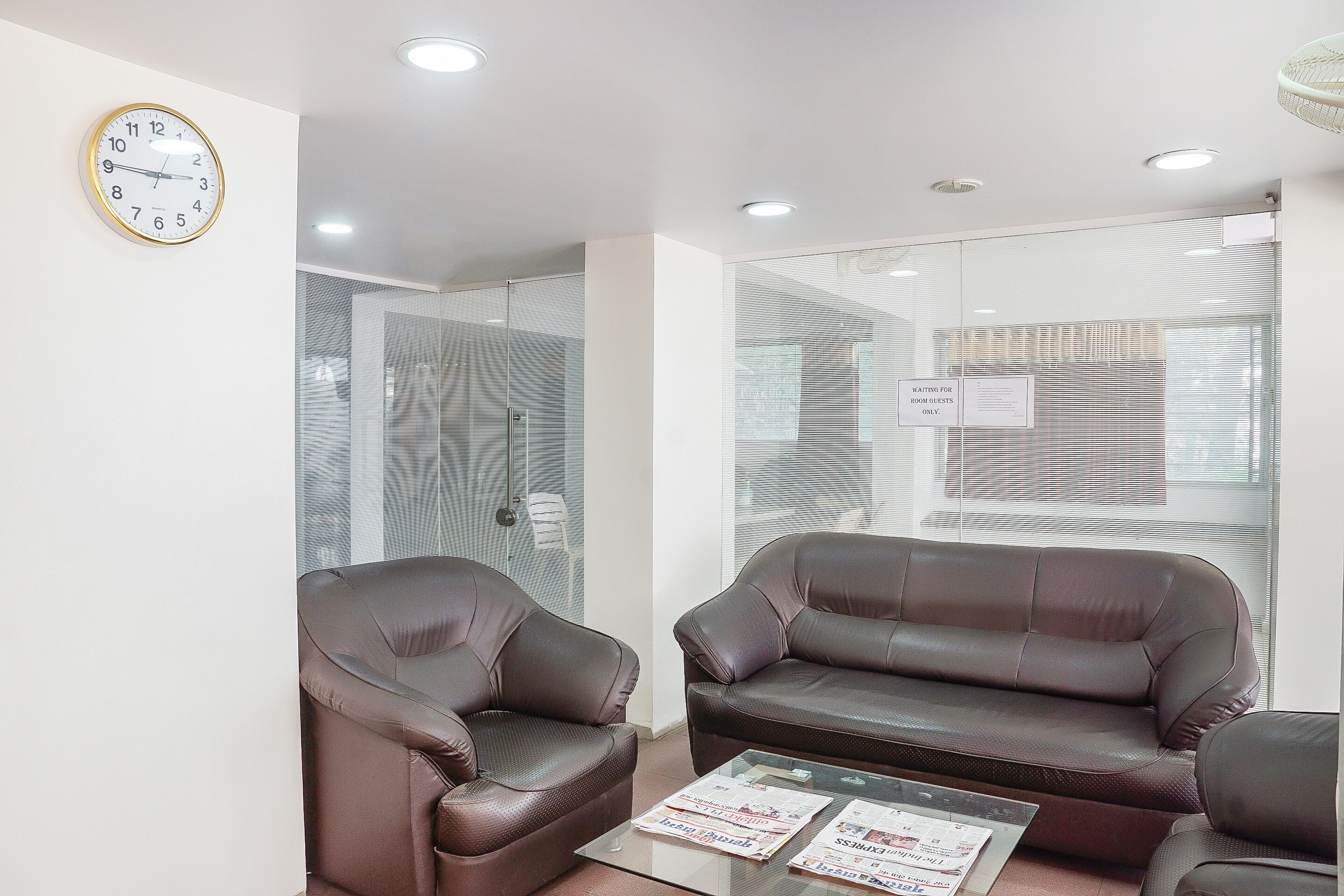Capital O 15654 Hotel Gajanan Pride, Nashik 5