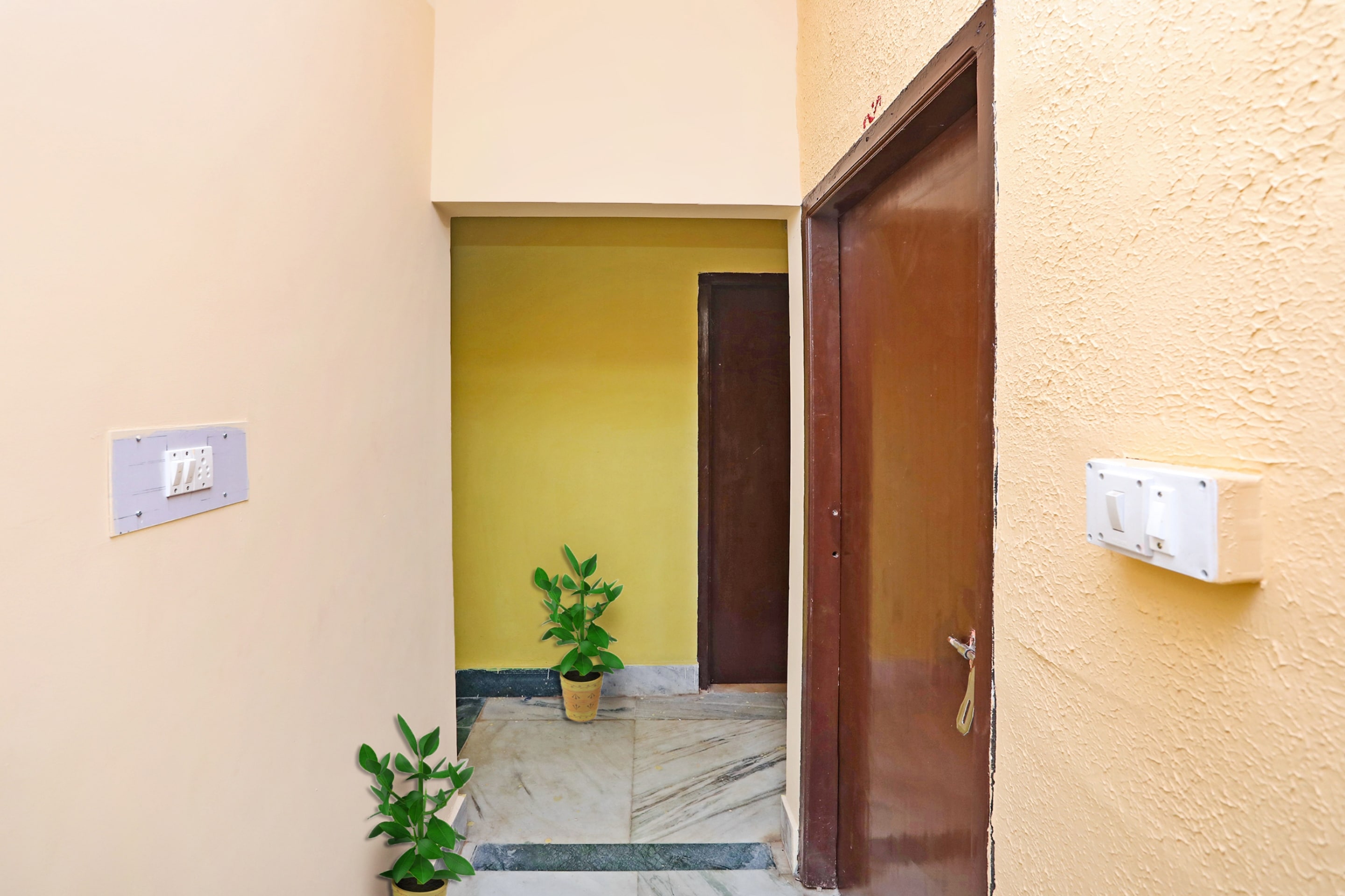 OYO Flagship 16363 Advik Cottage, Bhubaneswar 5