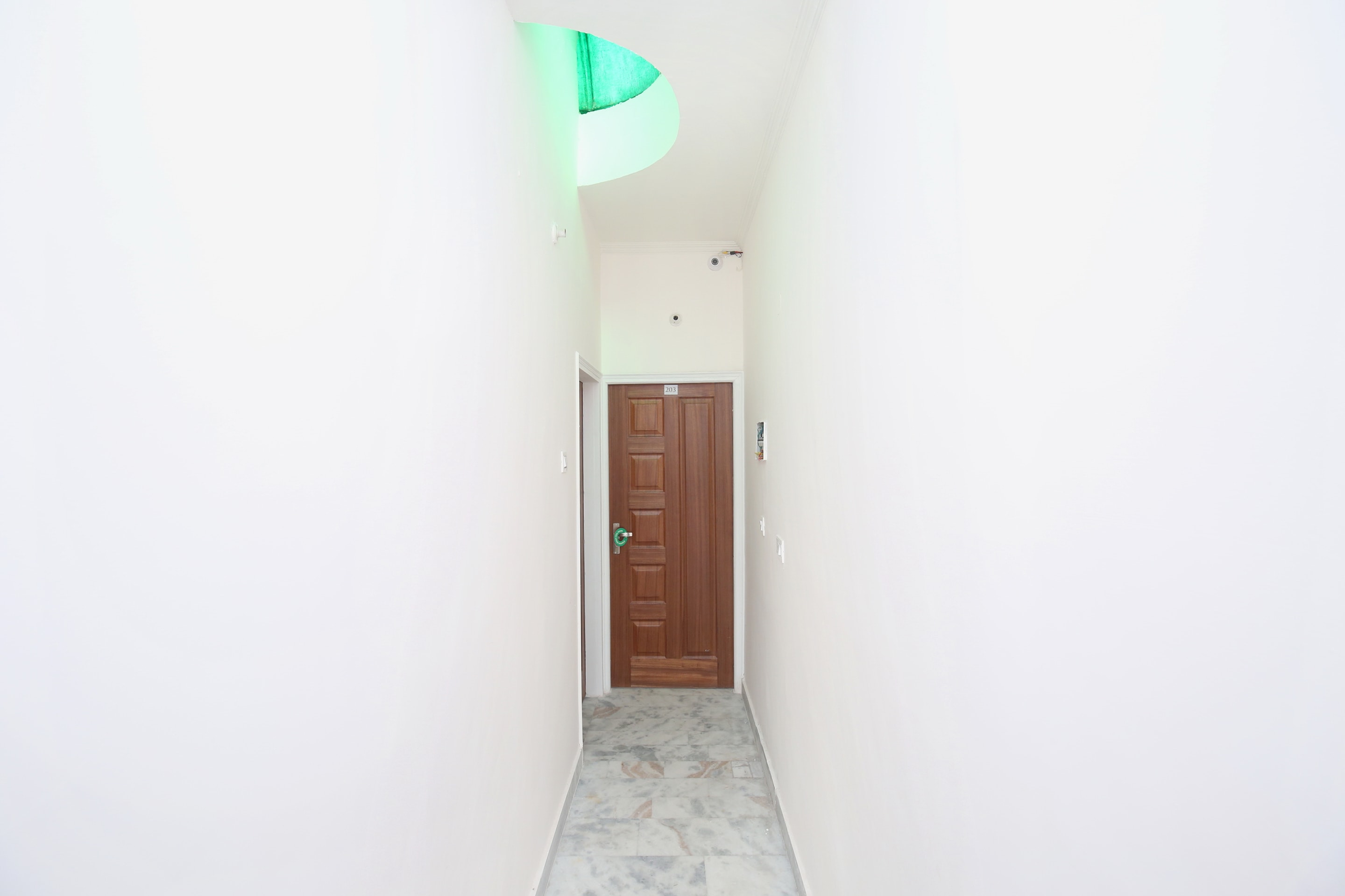 OYO 16969 The Nest, Chandigarh 2