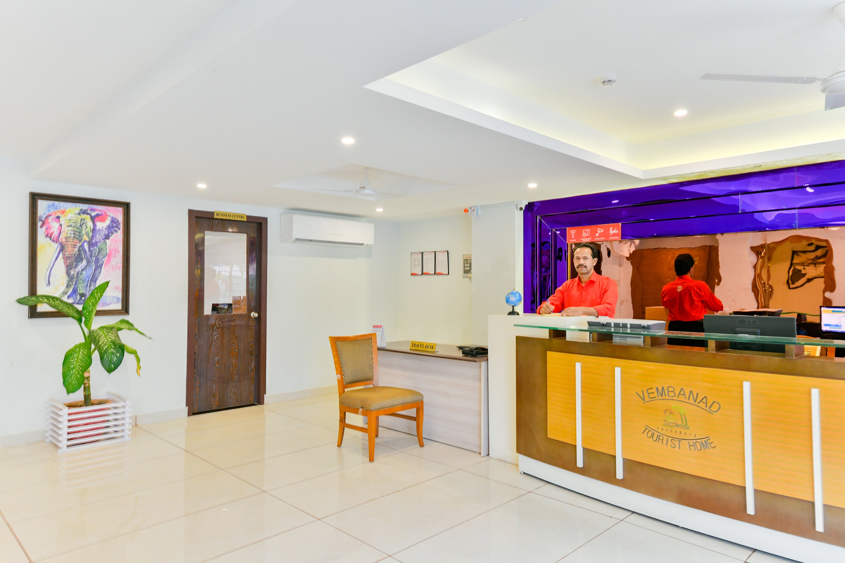 Capital O 17227 Vembanad Tourist Home, Kochi 4